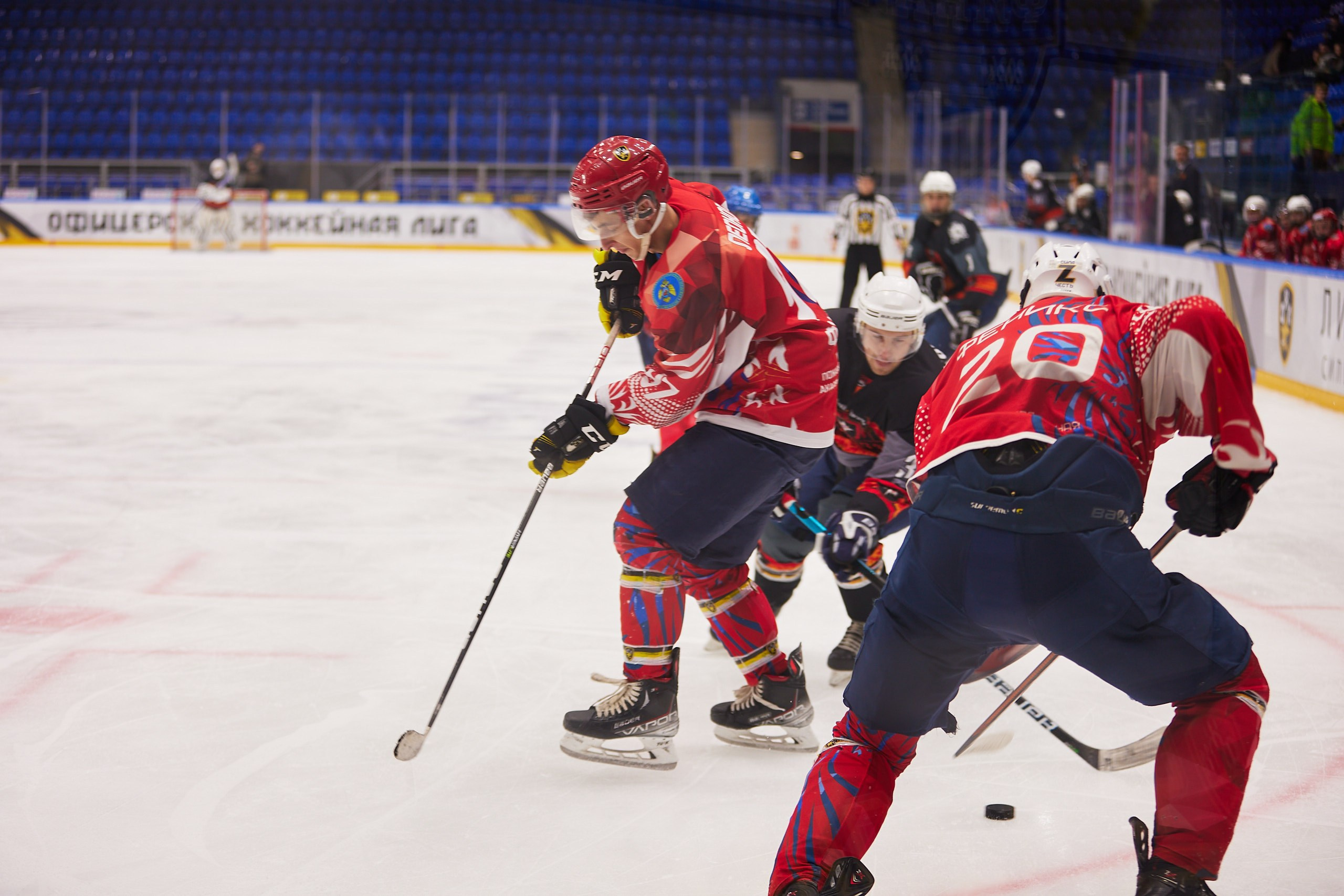 Репортаж. Офицерская хоккейная лига 2025 год. Спортивный фотограф Некрасов Денис