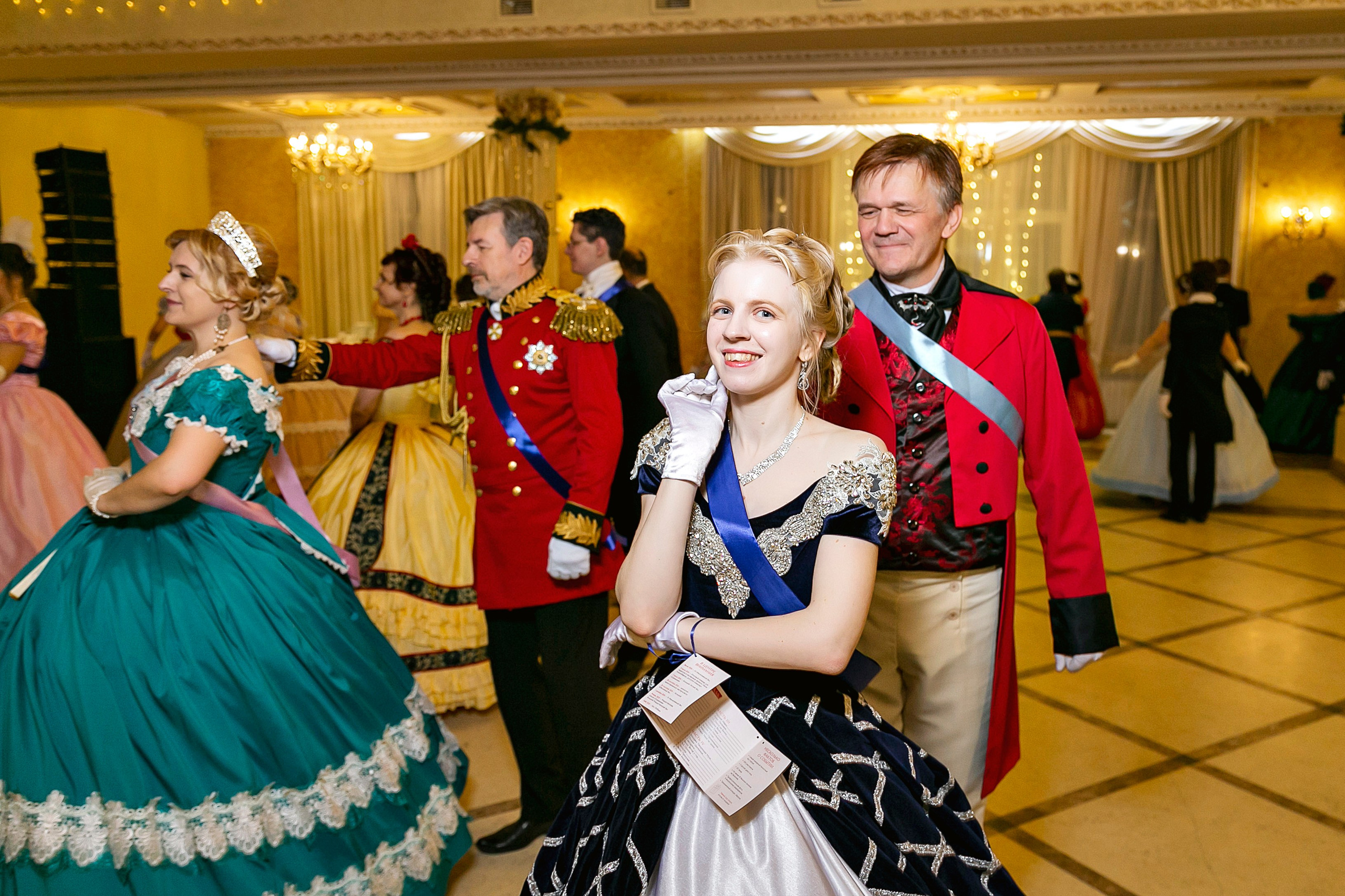 Рождественский бал школы исторического танца «Отражение». Фотограф в Новосибирске Сергей Белов