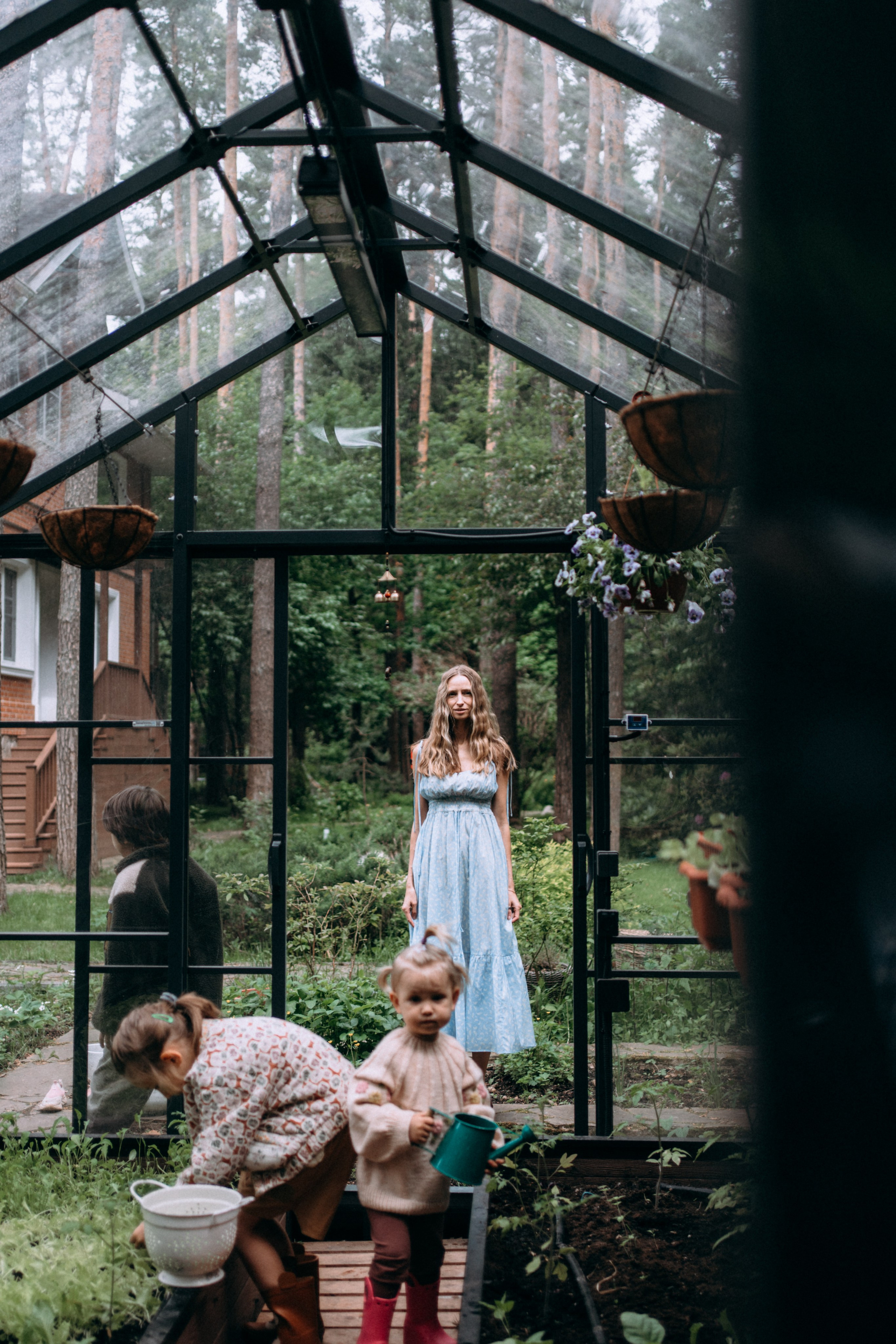 Дети. Курицы. Теплица. СТИЛЬ. Семейный и детский фотограф и видеограф в Москве, Серпухове и Тарусе Валерия Сорокина