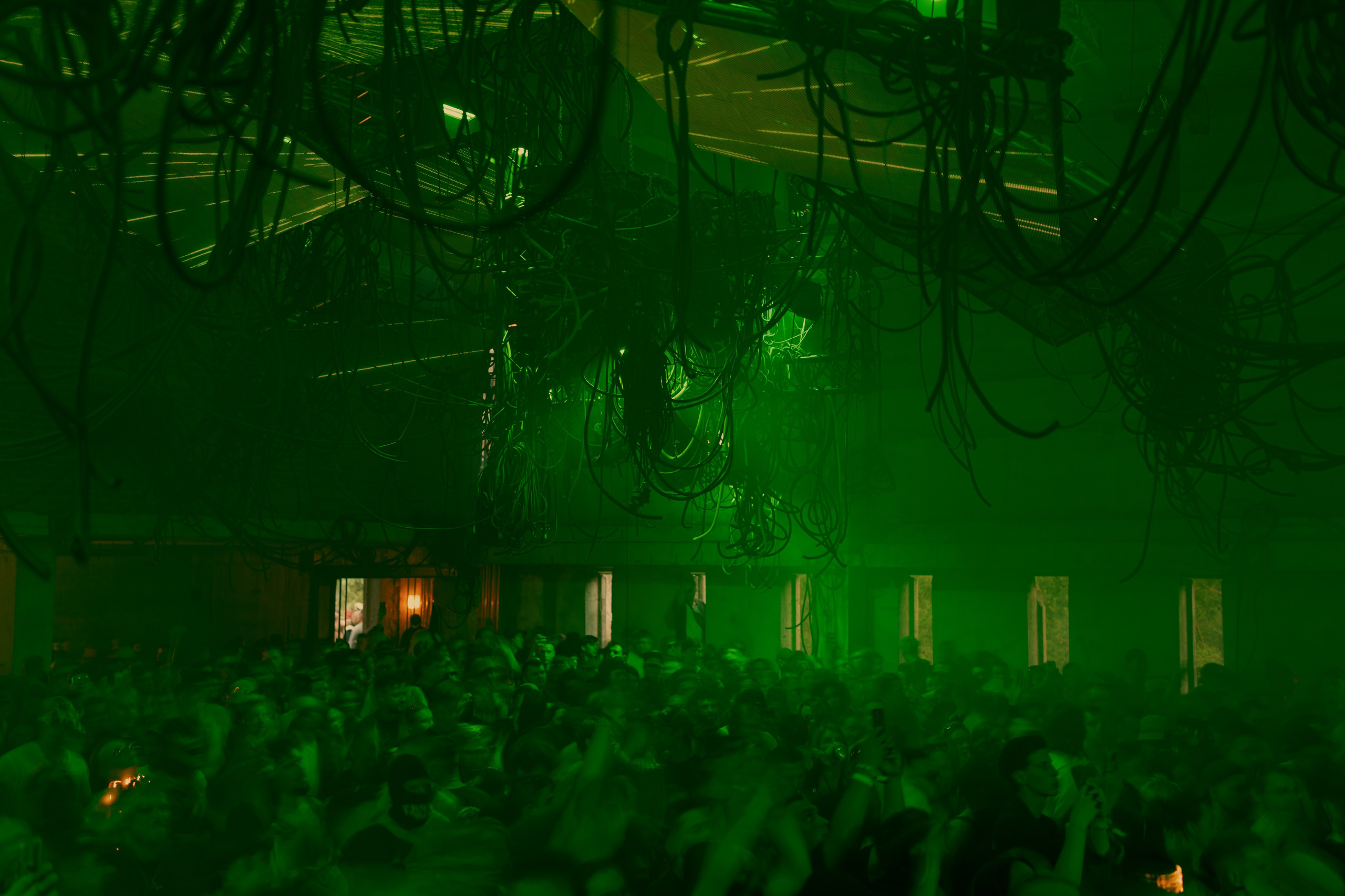 Outline 2024. @tomrus: Рустам Шагиморданов — фотограф