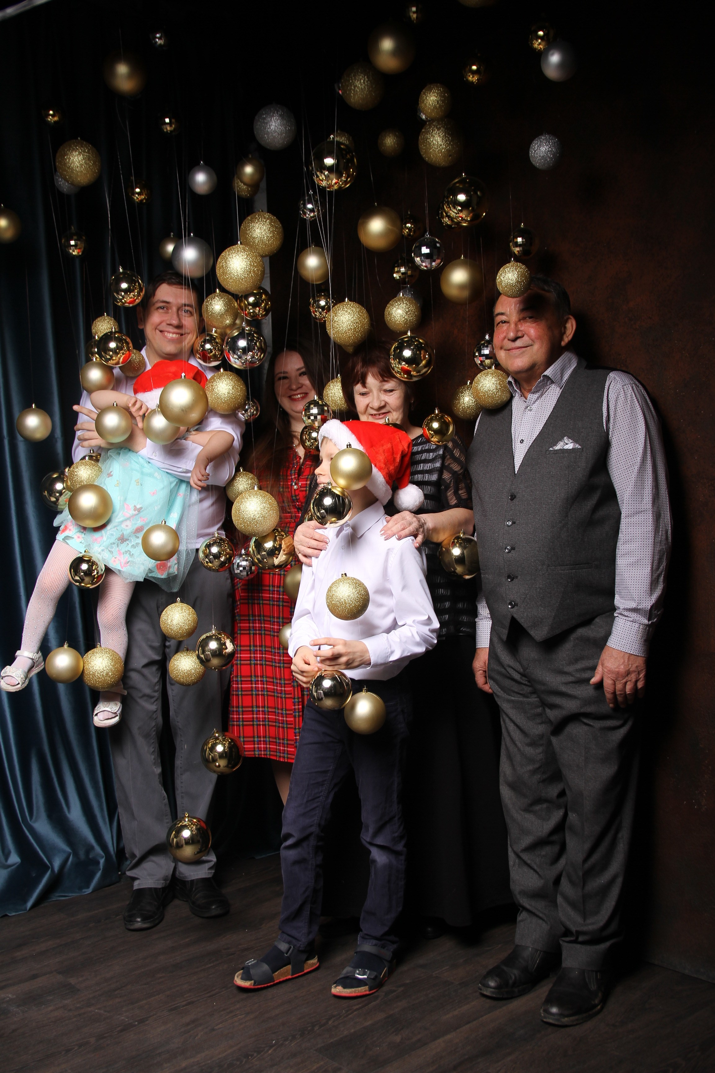 NADIA’S FRIEND. Mr RE Photography