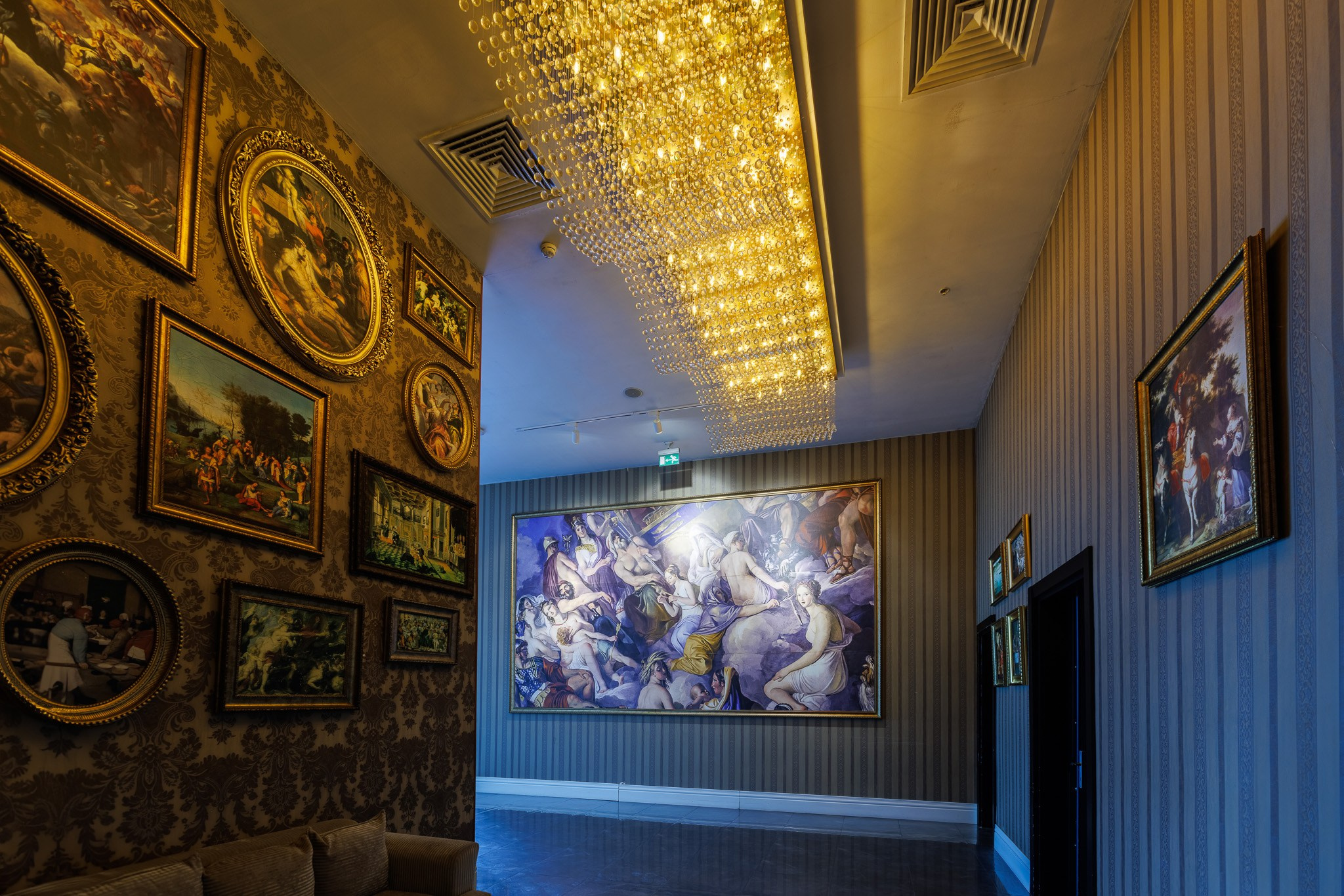 SKY TOWER (METRO CITY). Режиссёр, клипмейкер, фотограф — Андрей Охота