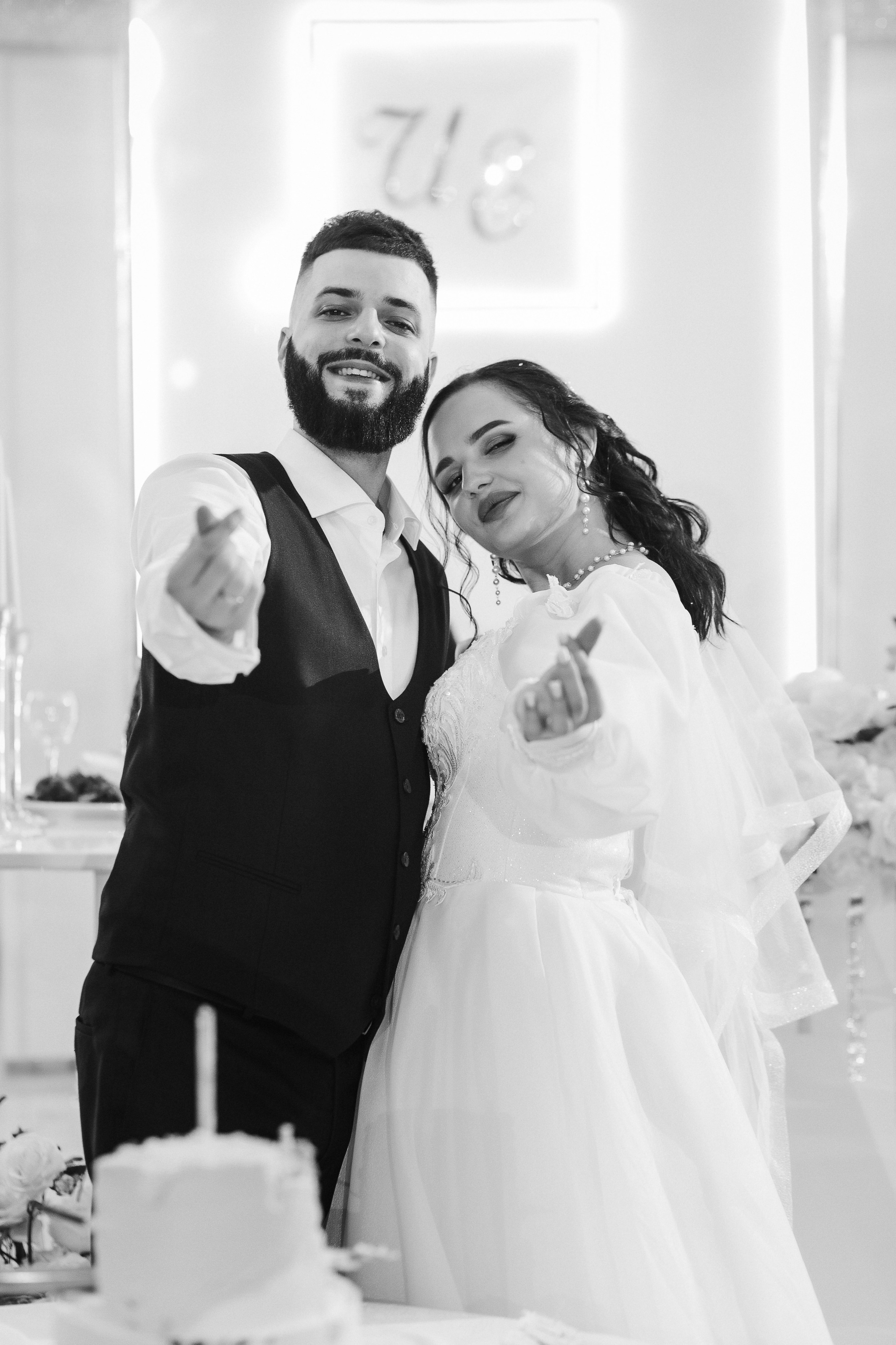 Фотограф в Таганроге летняя свадьба: Романтическая свадебная прогулка. Свадебный и семейный фотограф в Таганроге Бакарюк Антон