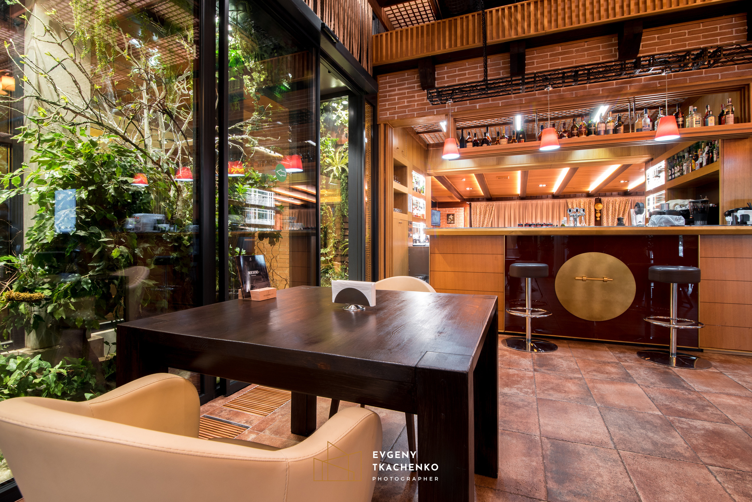 Ресторан «Lugano». Архитектурный и интерьерный фотограф в Казахстане