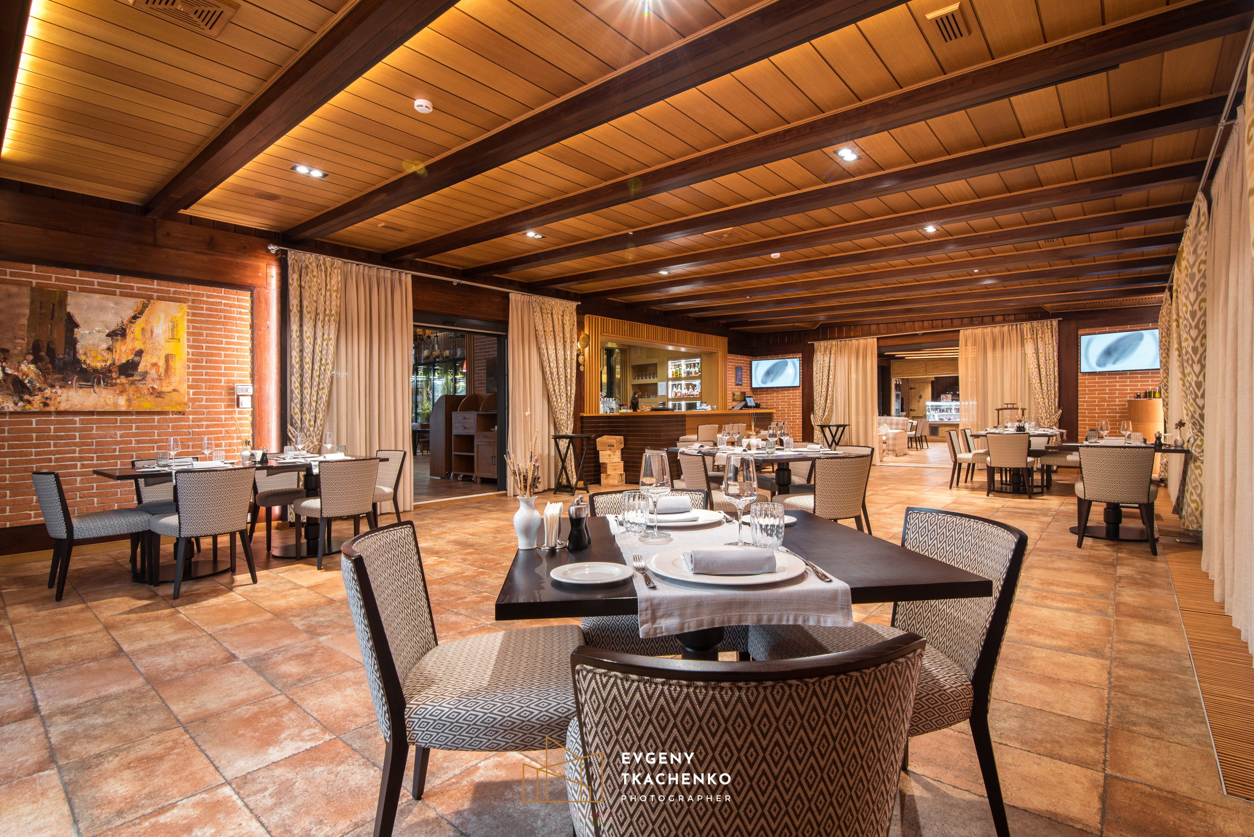 Ресторан «Lugano». Архитектурный и интерьерный фотограф в Казахстане
