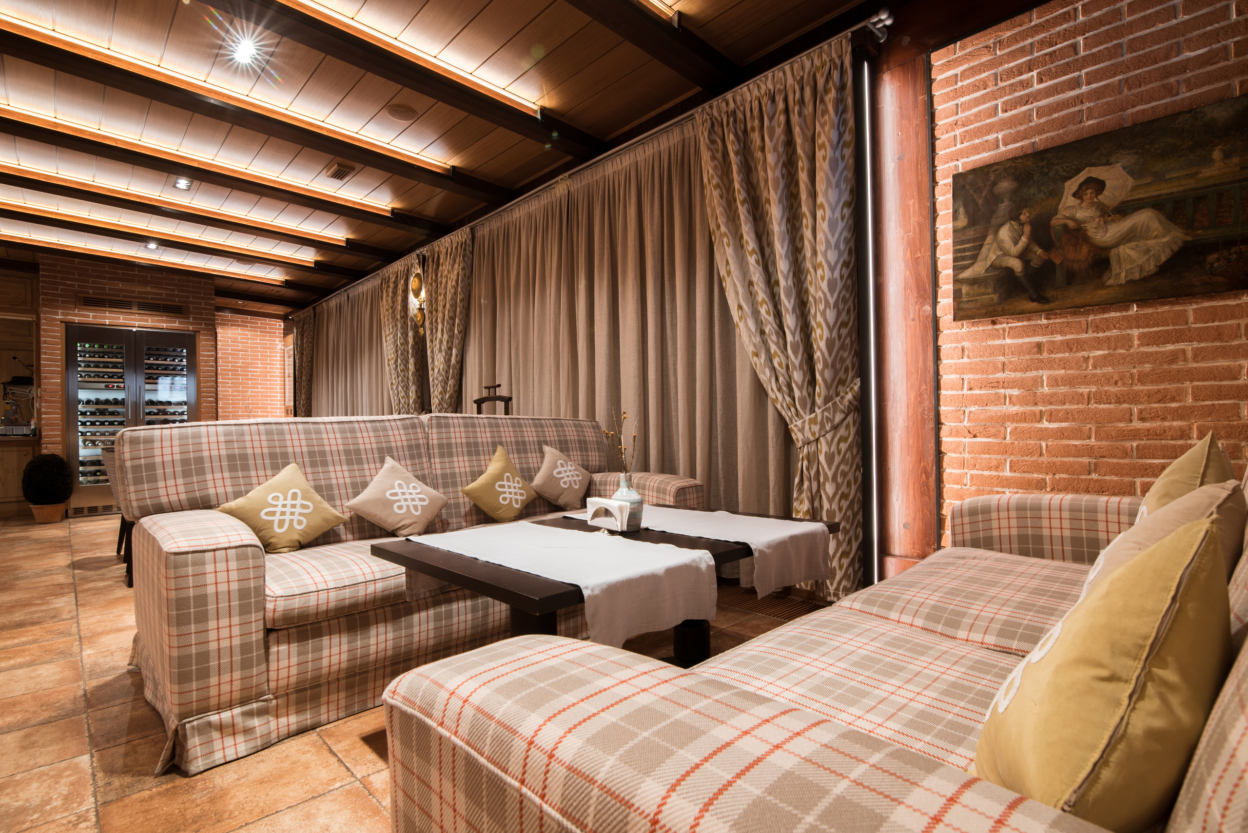 Ресторан «Lugano». Архитектурный и интерьерный фотограф в Казахстане