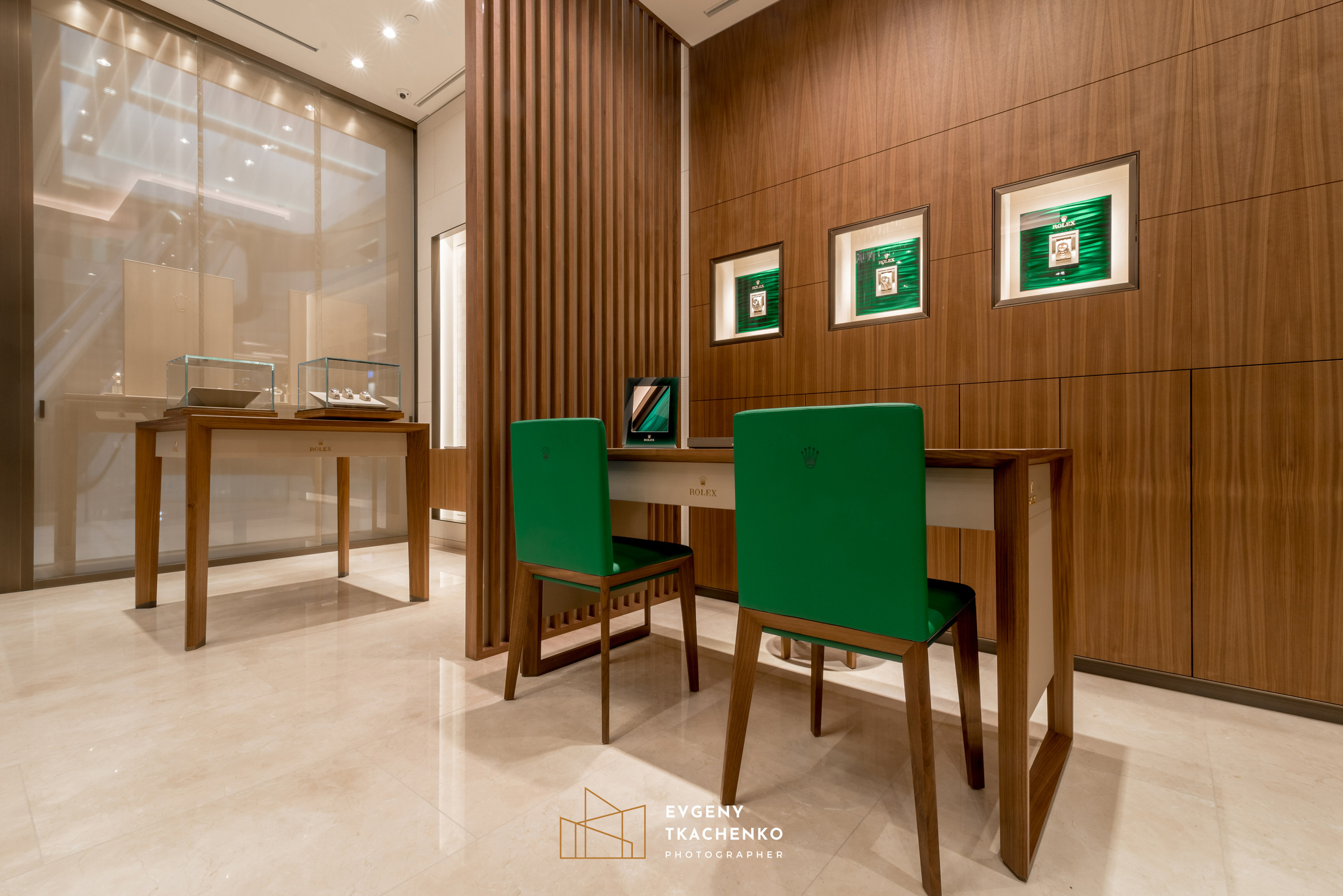 Шоу-рум «Rolex» в Talan Galery. Архитектурный и интерьерный фотограф в Казахстане
