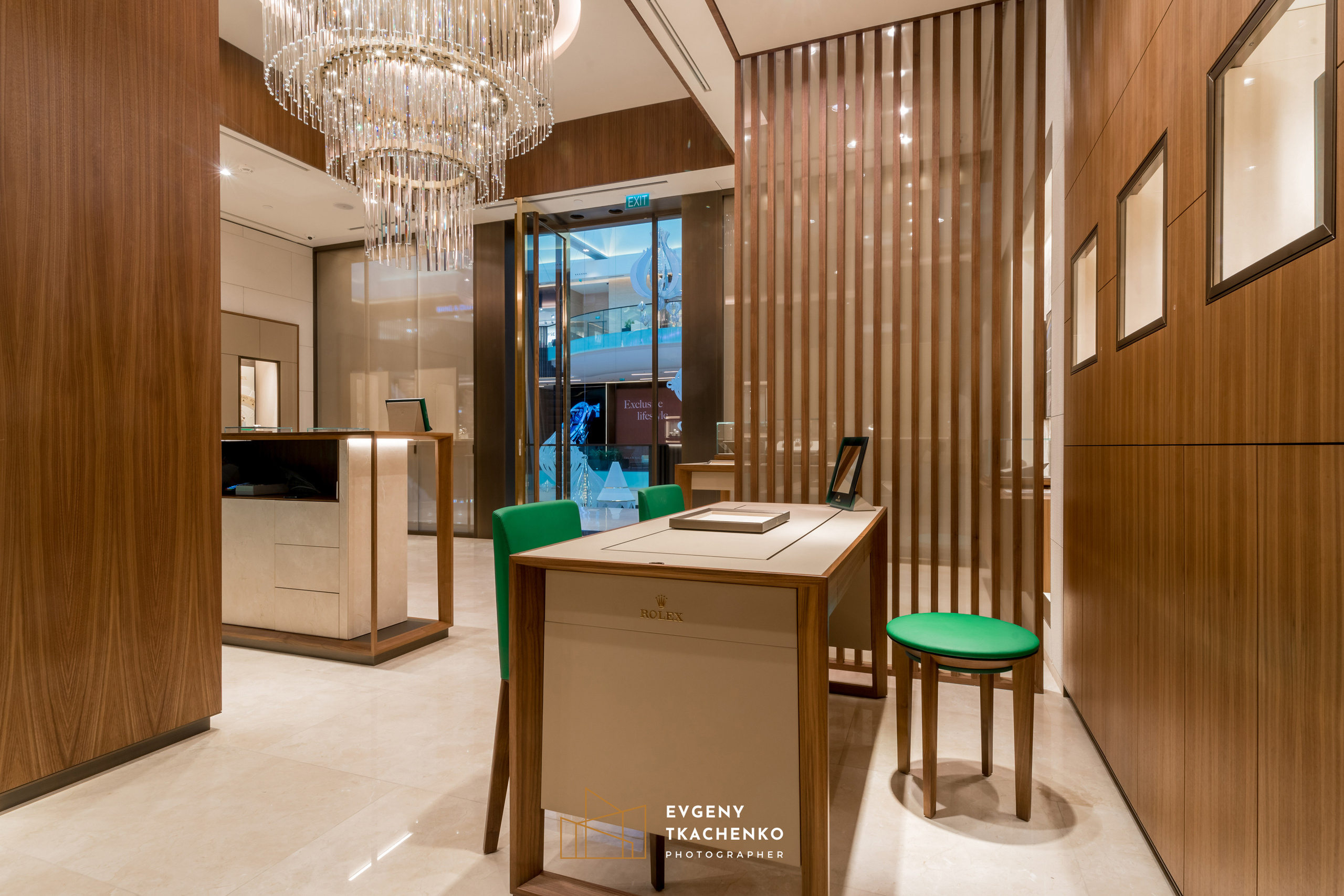Шоу-рум «Rolex» в Talan Galery. Архитектурный и интерьерный фотограф в Казахстане
