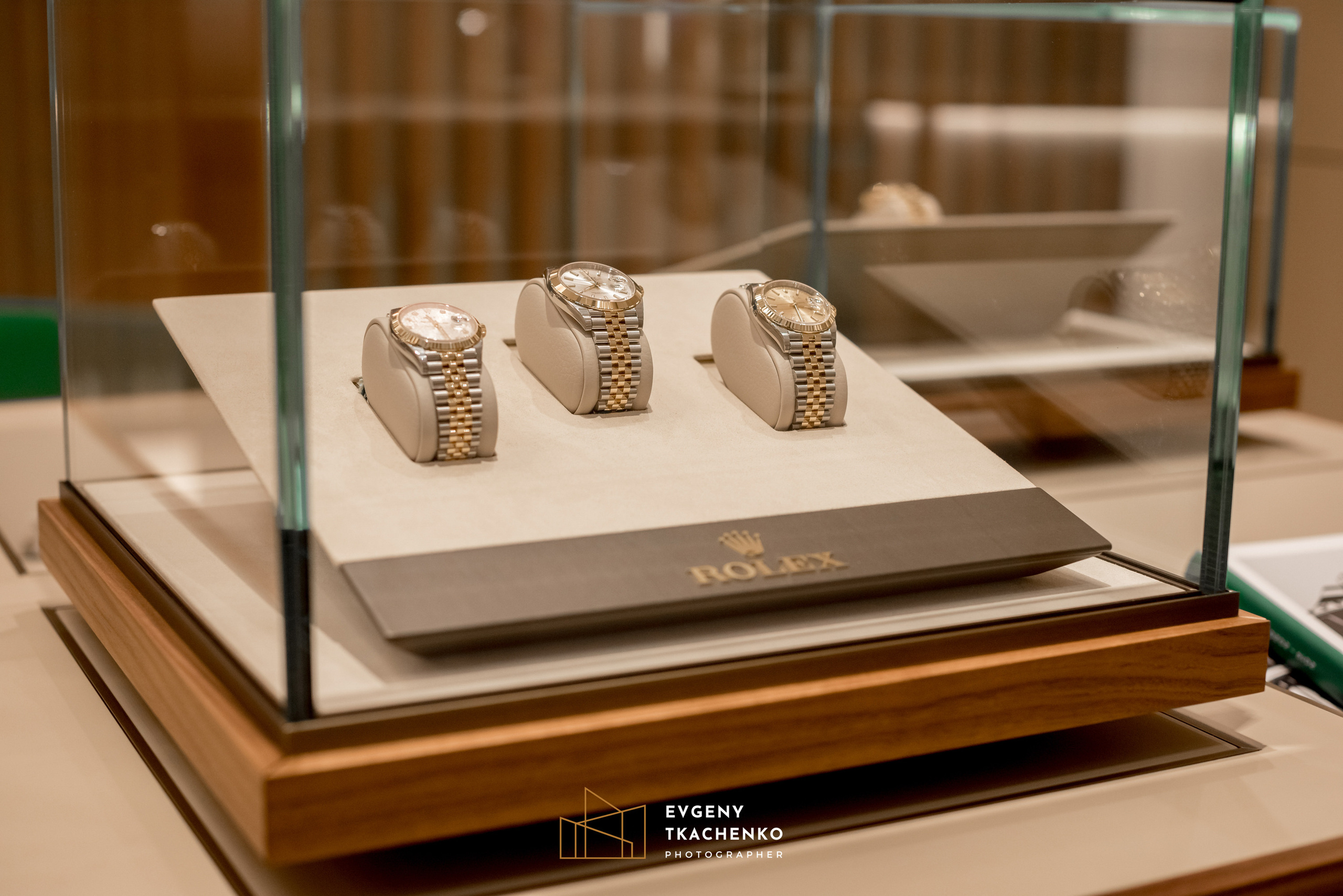 Шоу-рум «Rolex» в Talan Galery. Архитектурный и интерьерный фотограф в Казахстане