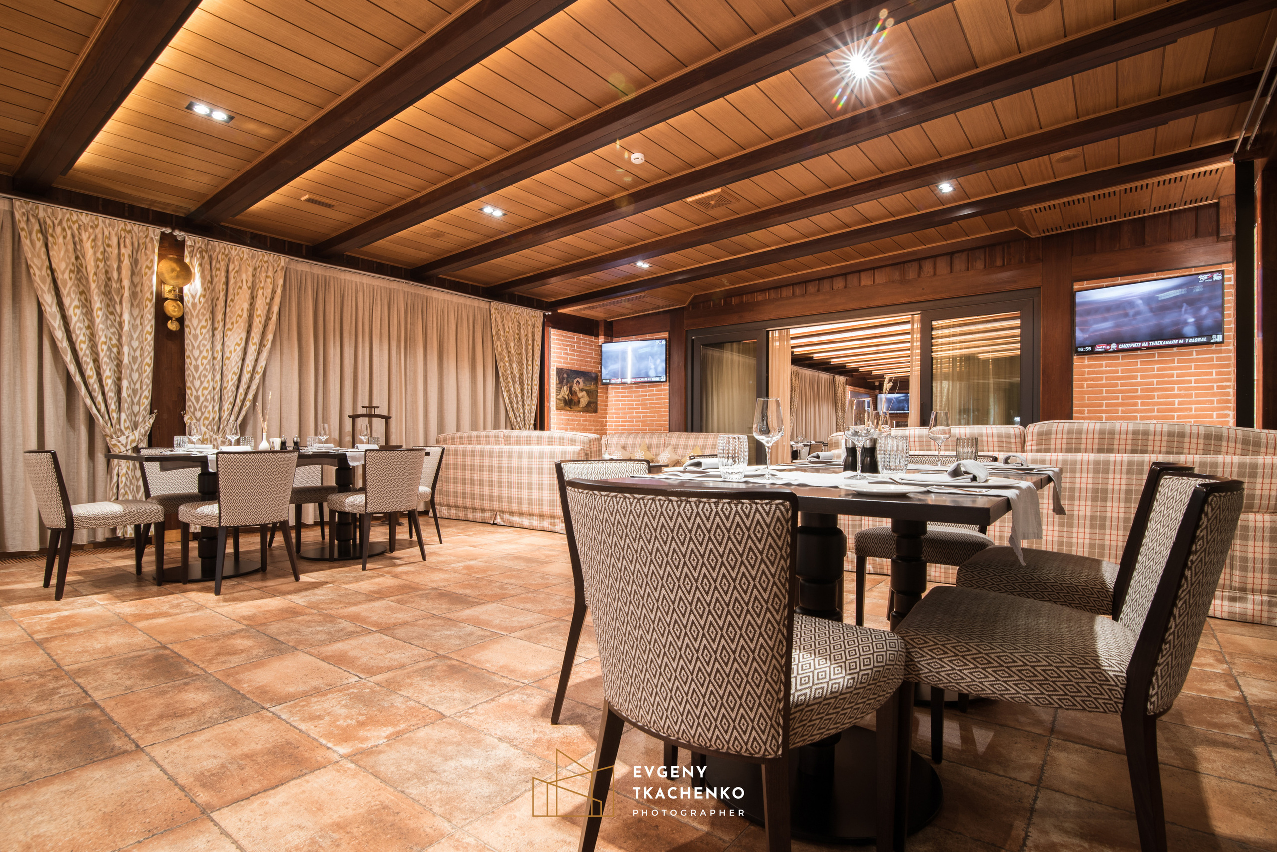 Ресторан «Lugano». Архитектурный и интерьерный фотограф в Казахстане
