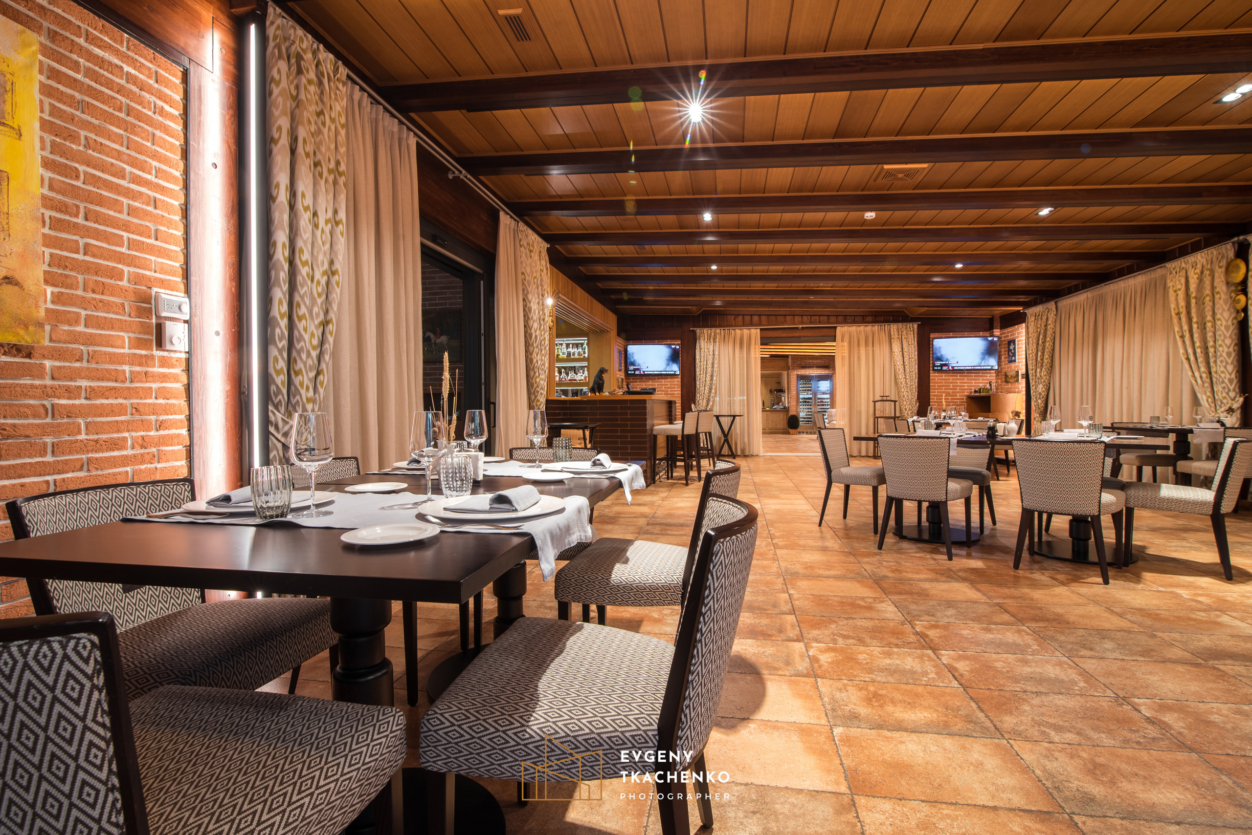 Ресторан «Lugano». Архитектурный и интерьерный фотограф в Казахстане