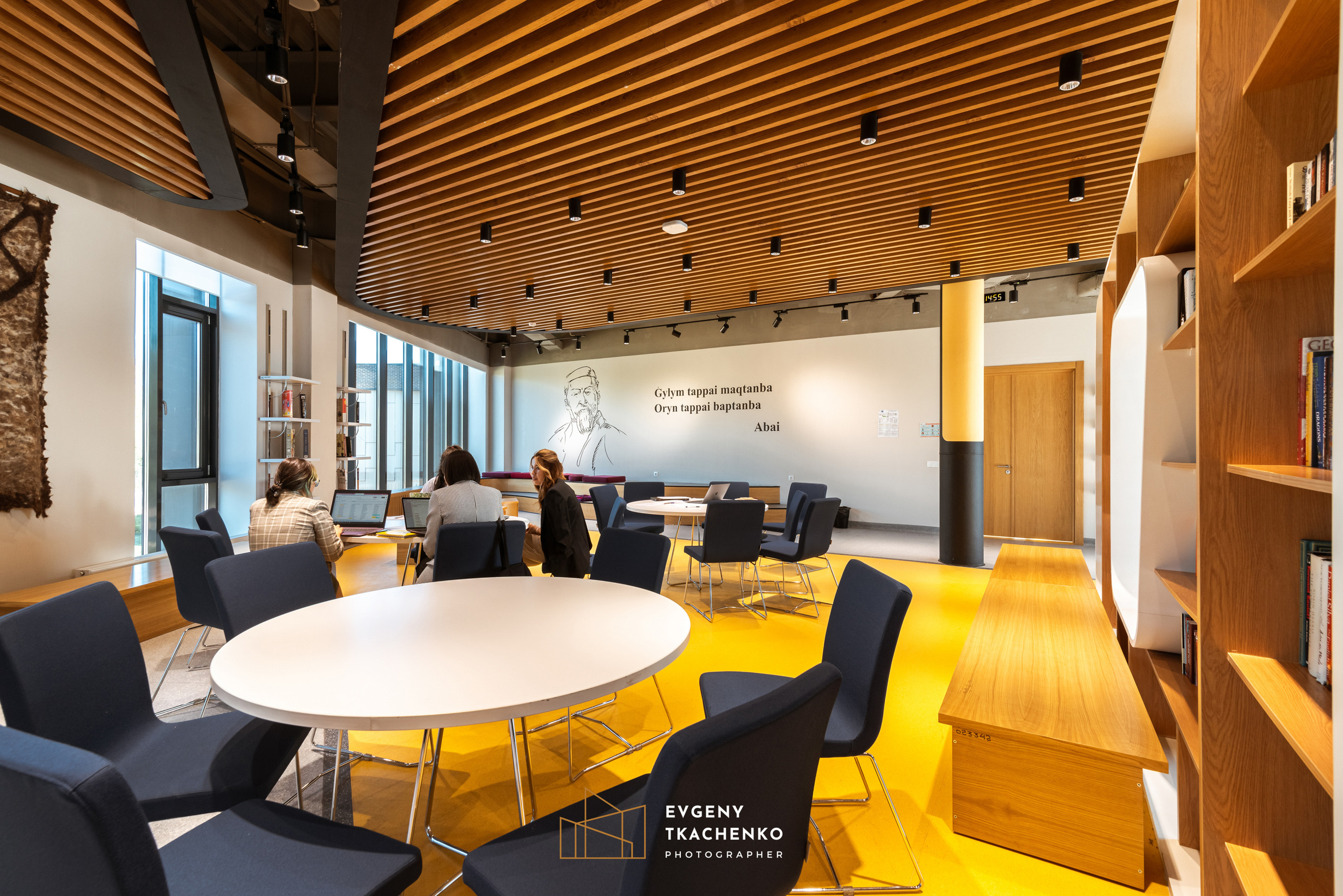 Школа-пансионат для одарённых детей «I-Qanat» в Бурабае. Архитектурный и интерьерный фотограф в Казахстане