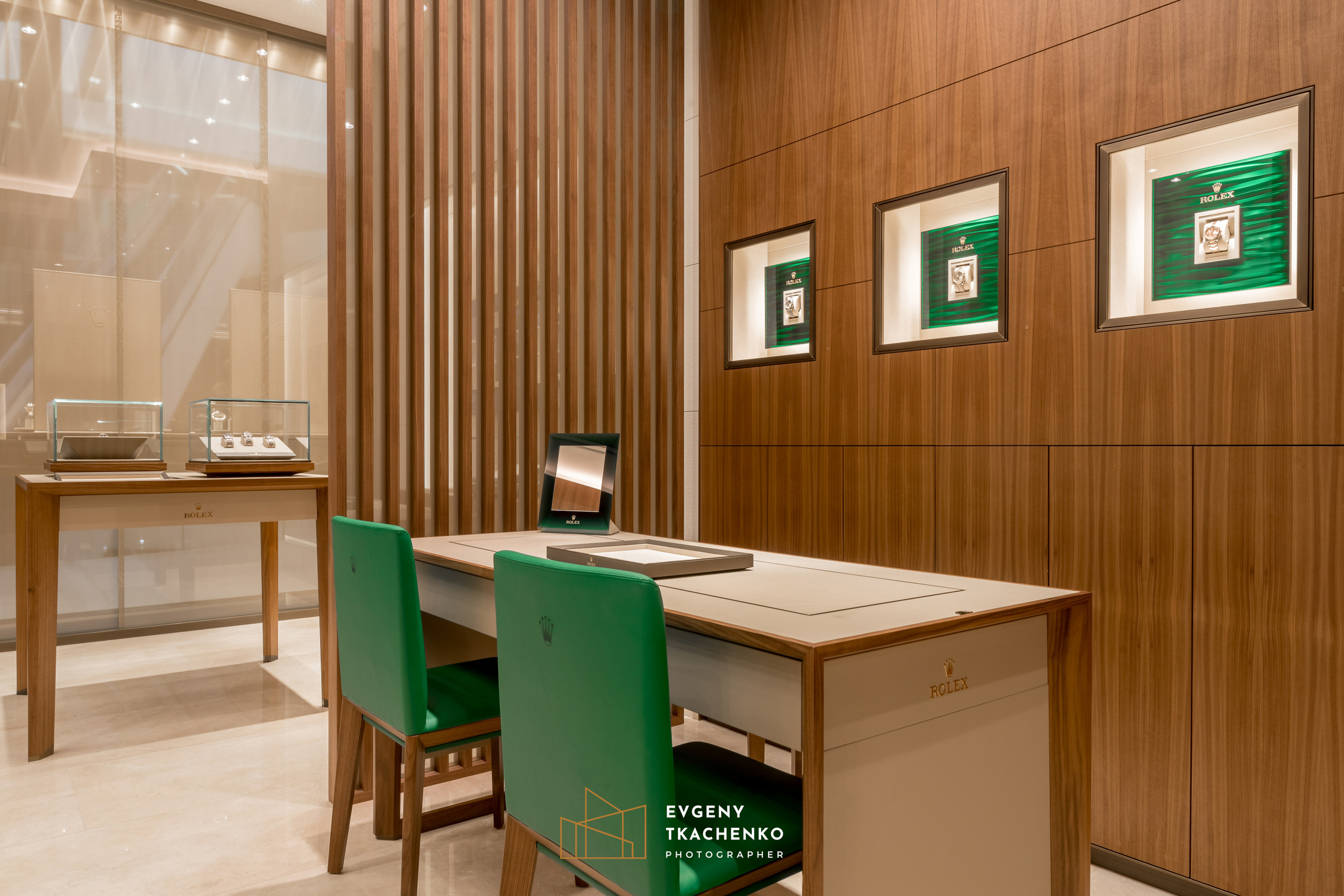 Шоу-рум «Rolex» в Talan Galery. Архитектурный и интерьерный фотограф в Казахстане