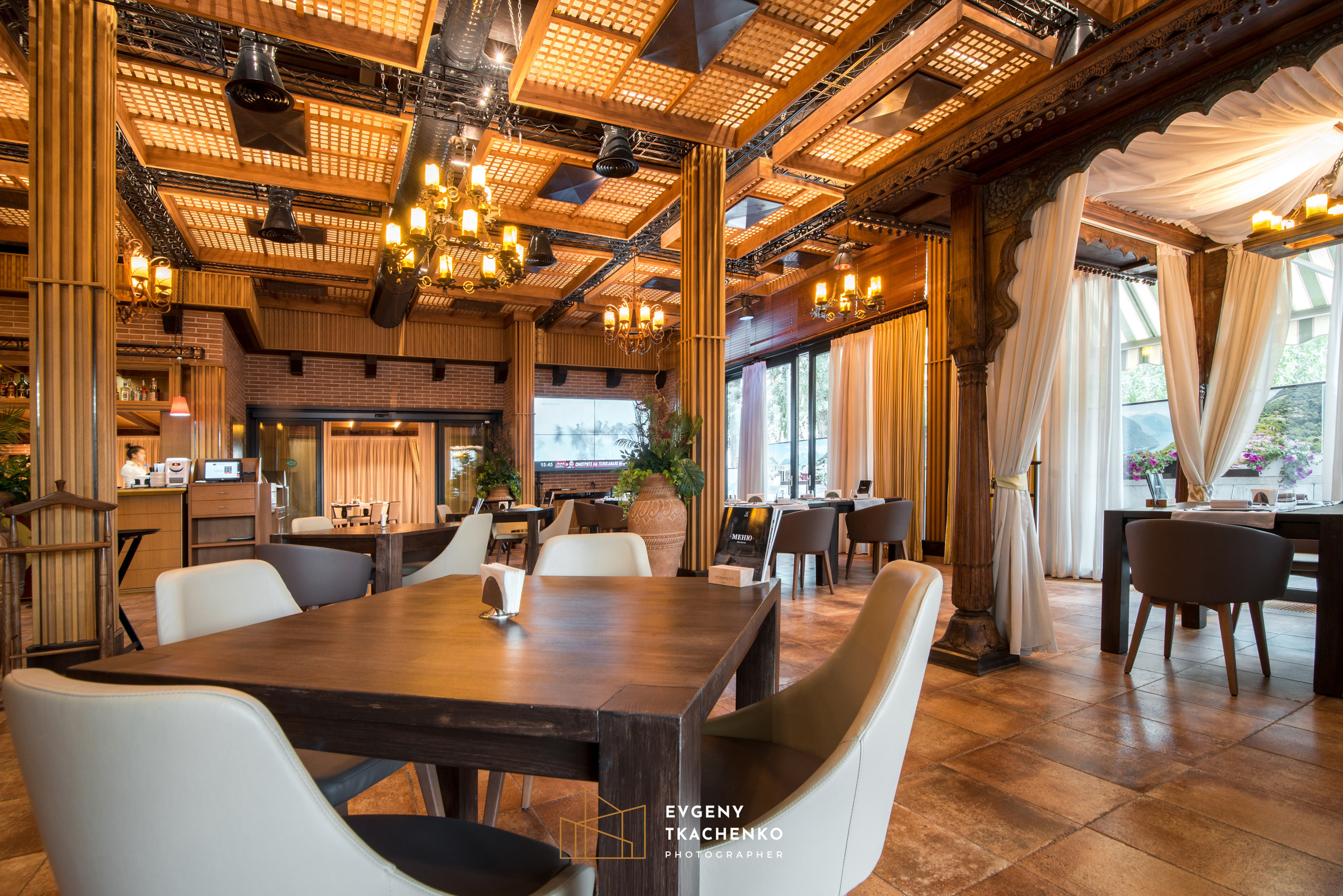 Ресторан «Lugano». Архитектурный и интерьерный фотограф в Казахстане