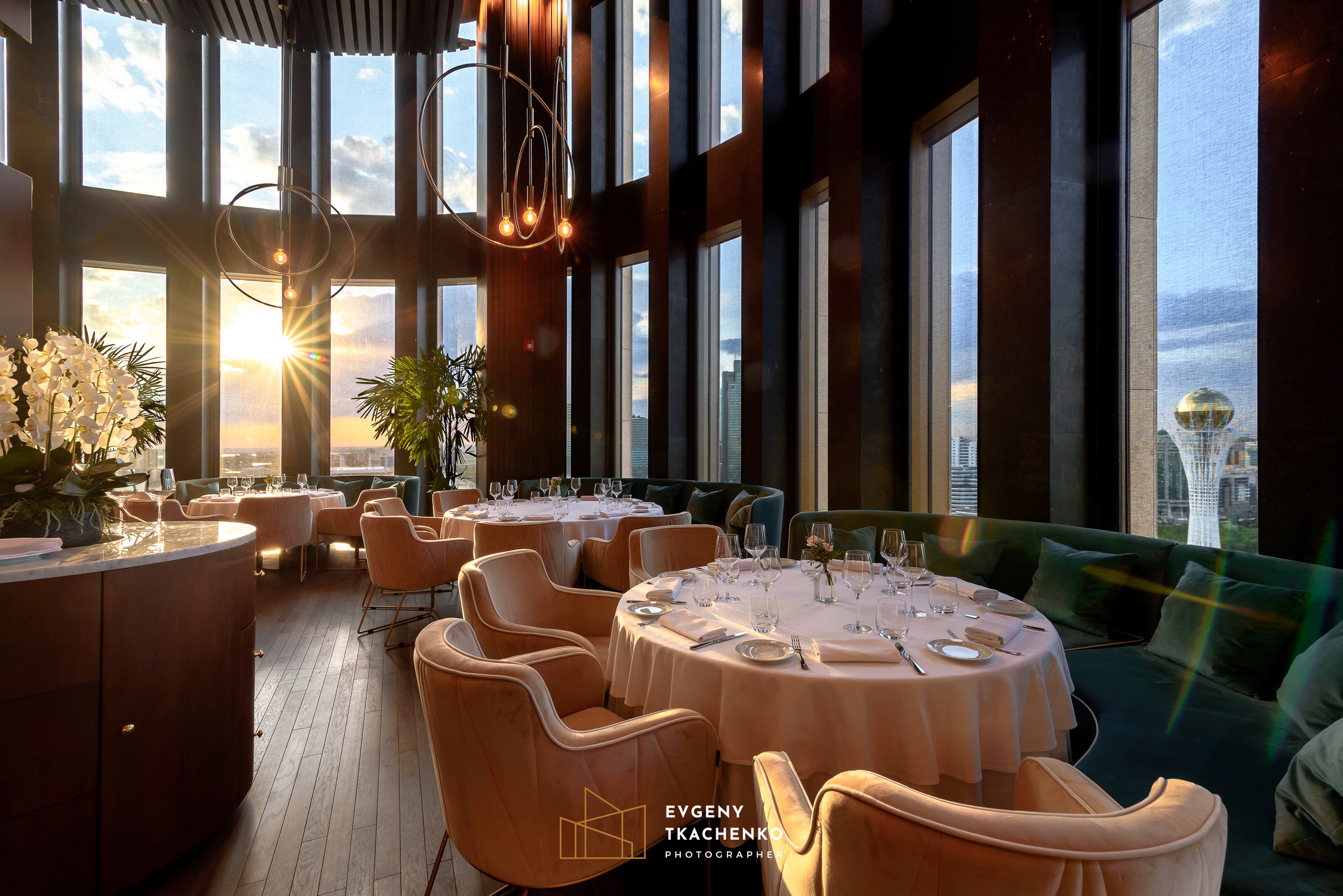 Ресторан «Selfie». Архитектурный и интерьерный фотограф в Казахстане