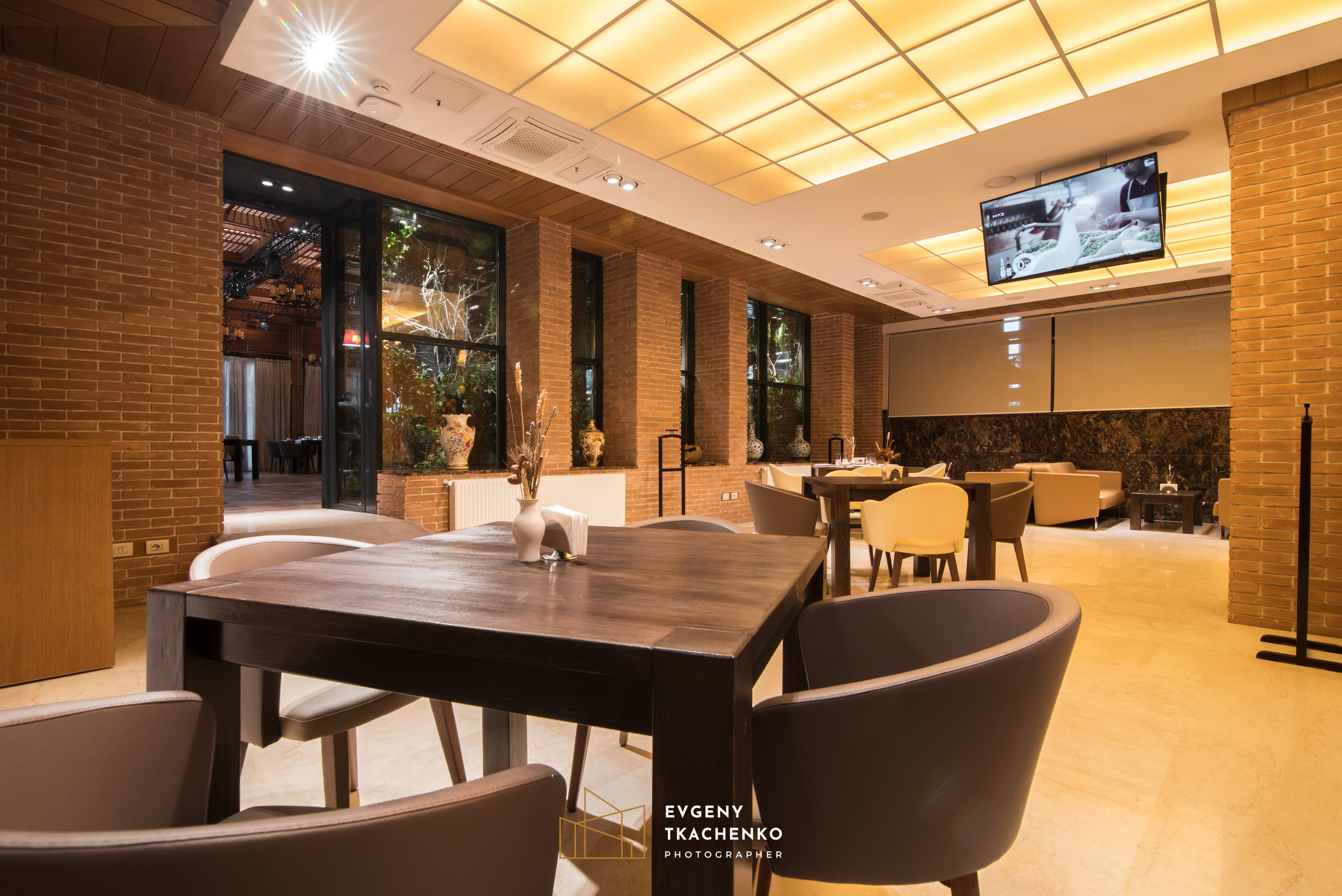 Ресторан «Lugano». Архитектурный и интерьерный фотограф в Казахстане