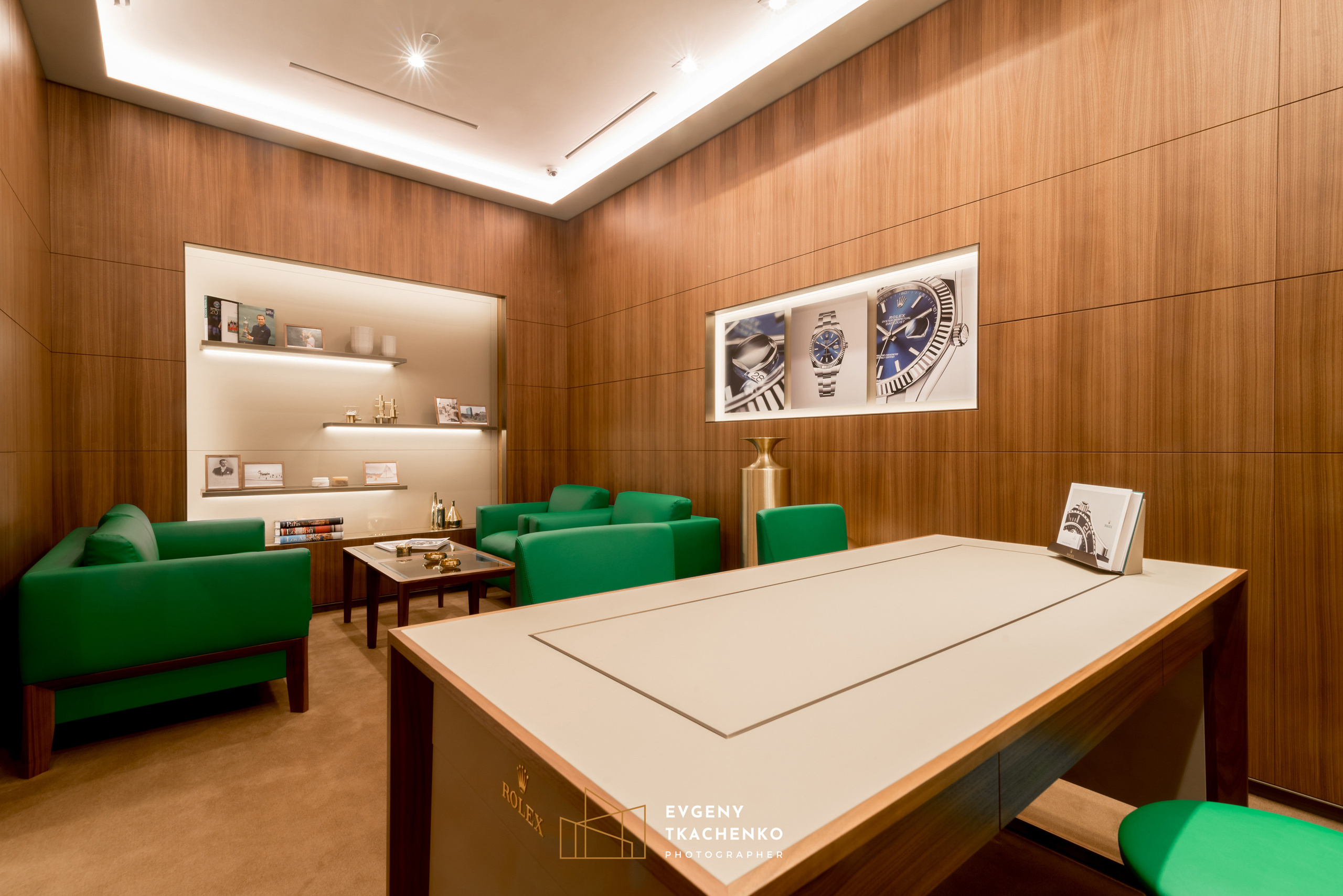 Шоу-рум «Rolex» в Talan Galery. Архитектурный и интерьерный фотограф в Казахстане