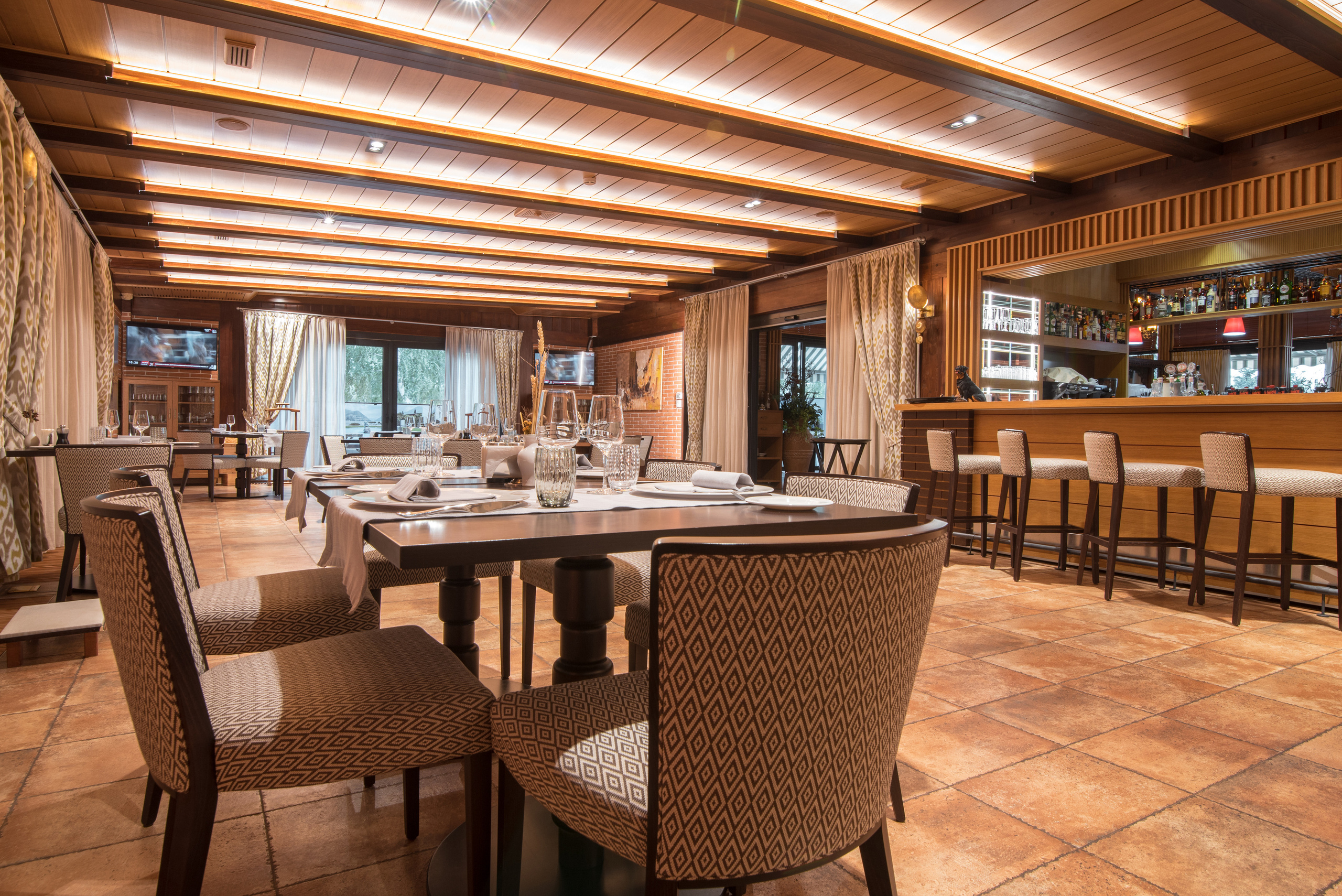 Ресторан «Lugano». Архитектурный и интерьерный фотограф в Казахстане