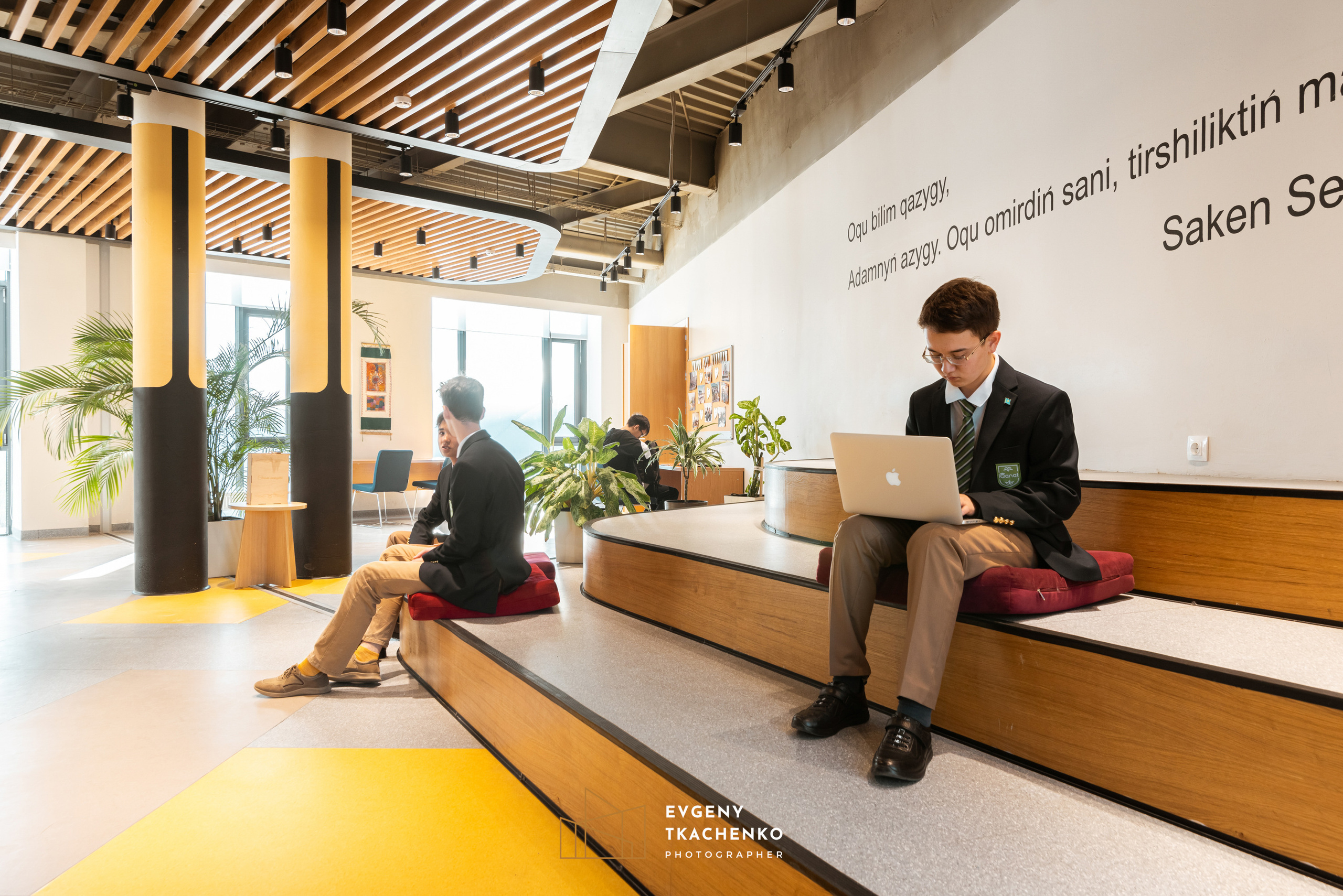 Школа-пансионат для одарённых детей «I-Qanat» в Бурабае. Архитектурный и интерьерный фотограф в Казахстане