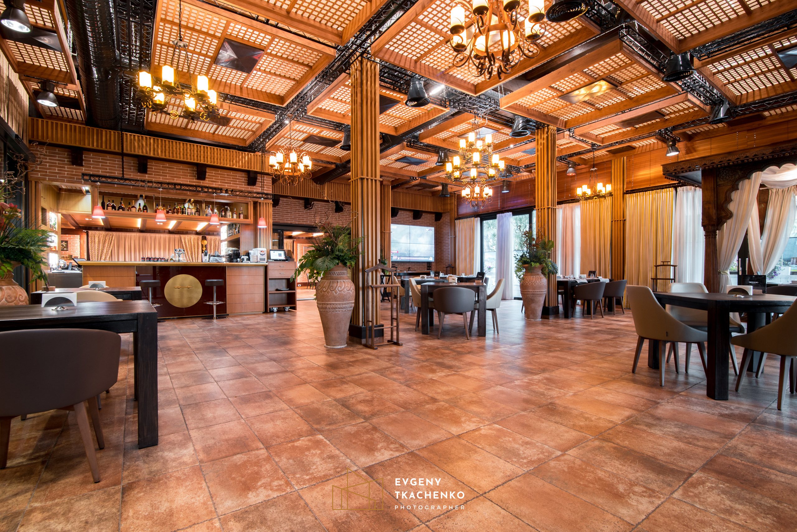 Ресторан «Lugano». Архитектурный и интерьерный фотограф в Казахстане