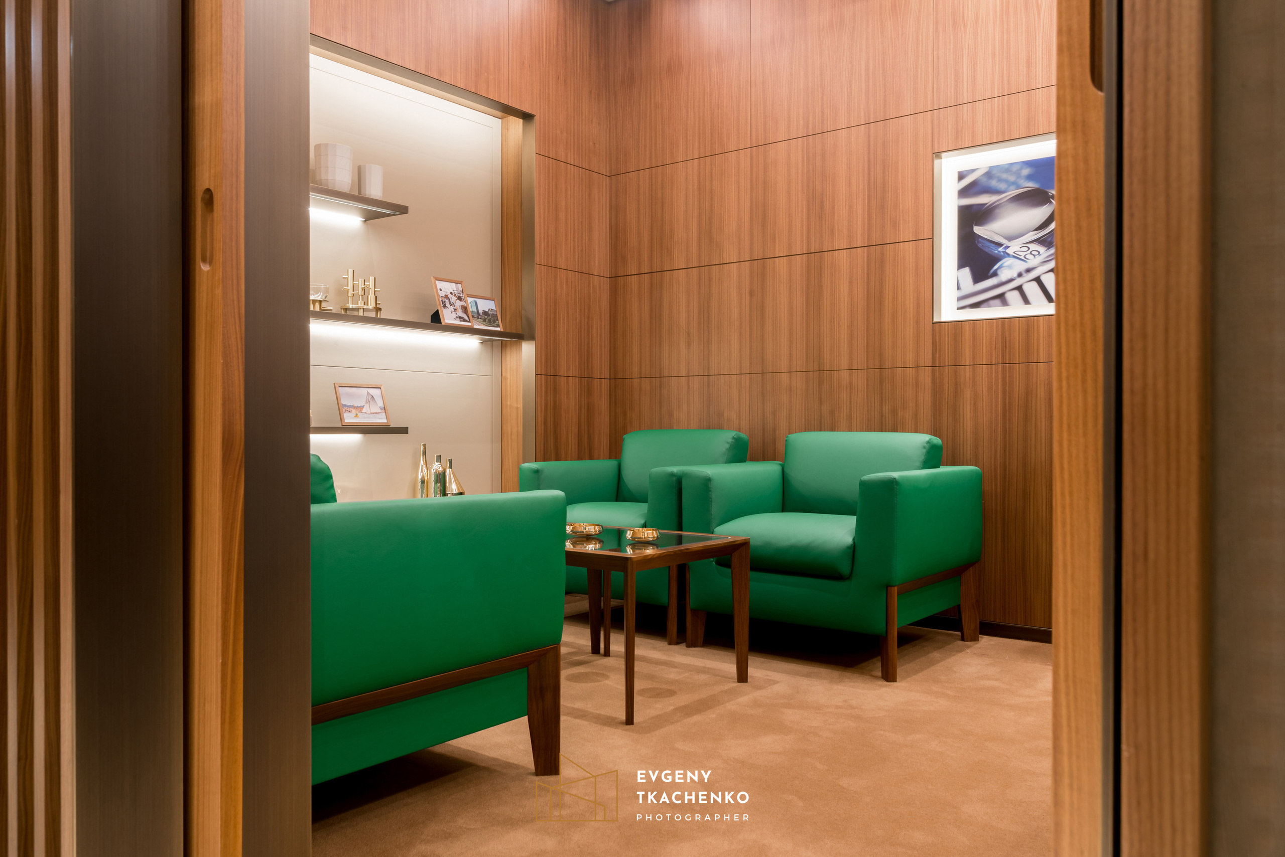 Шоу-рум «Rolex» в Talan Galery. Архитектурный и интерьерный фотограф в Казахстане