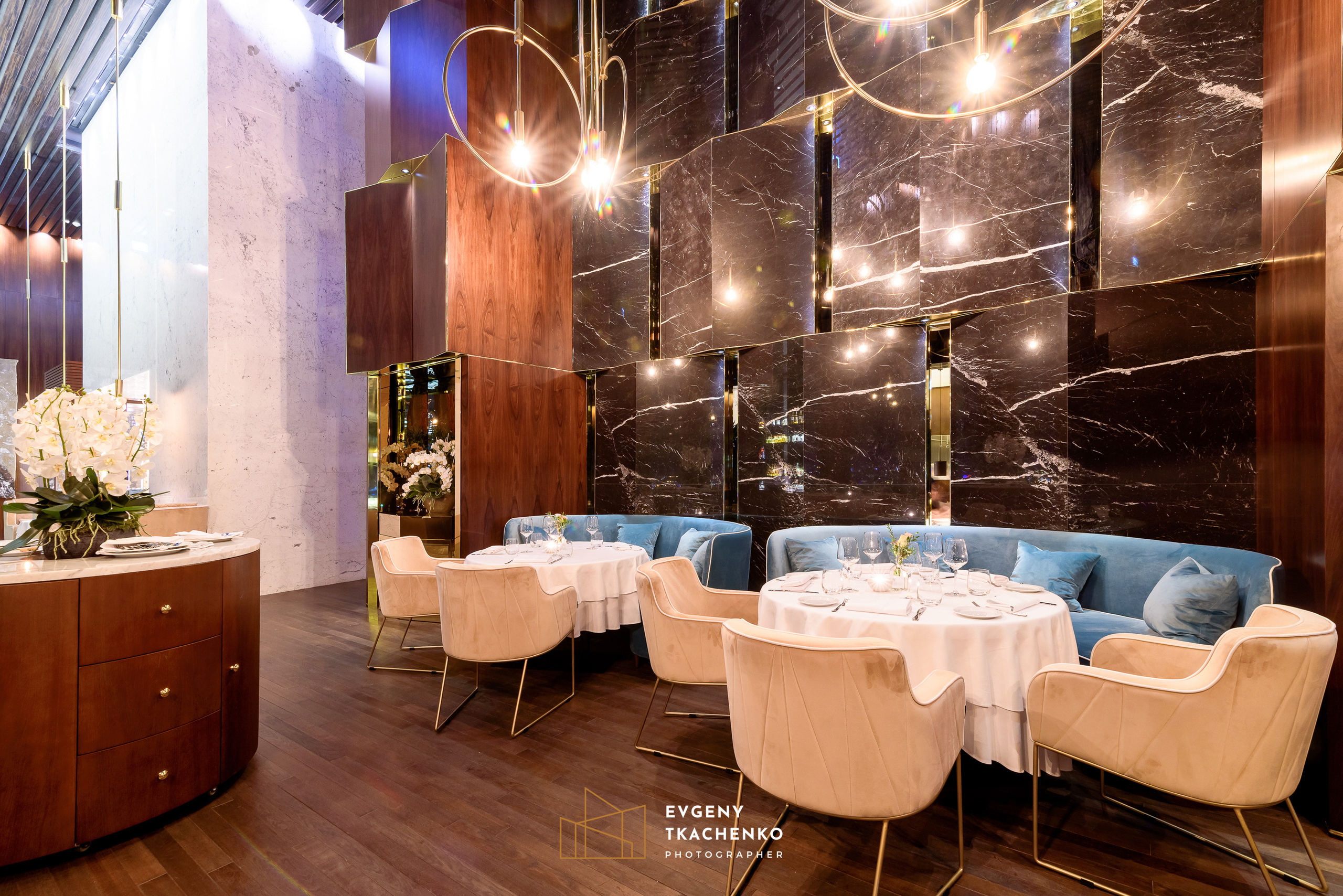 Ресторан «Selfie». Архитектурный и интерьерный фотограф в Казахстане