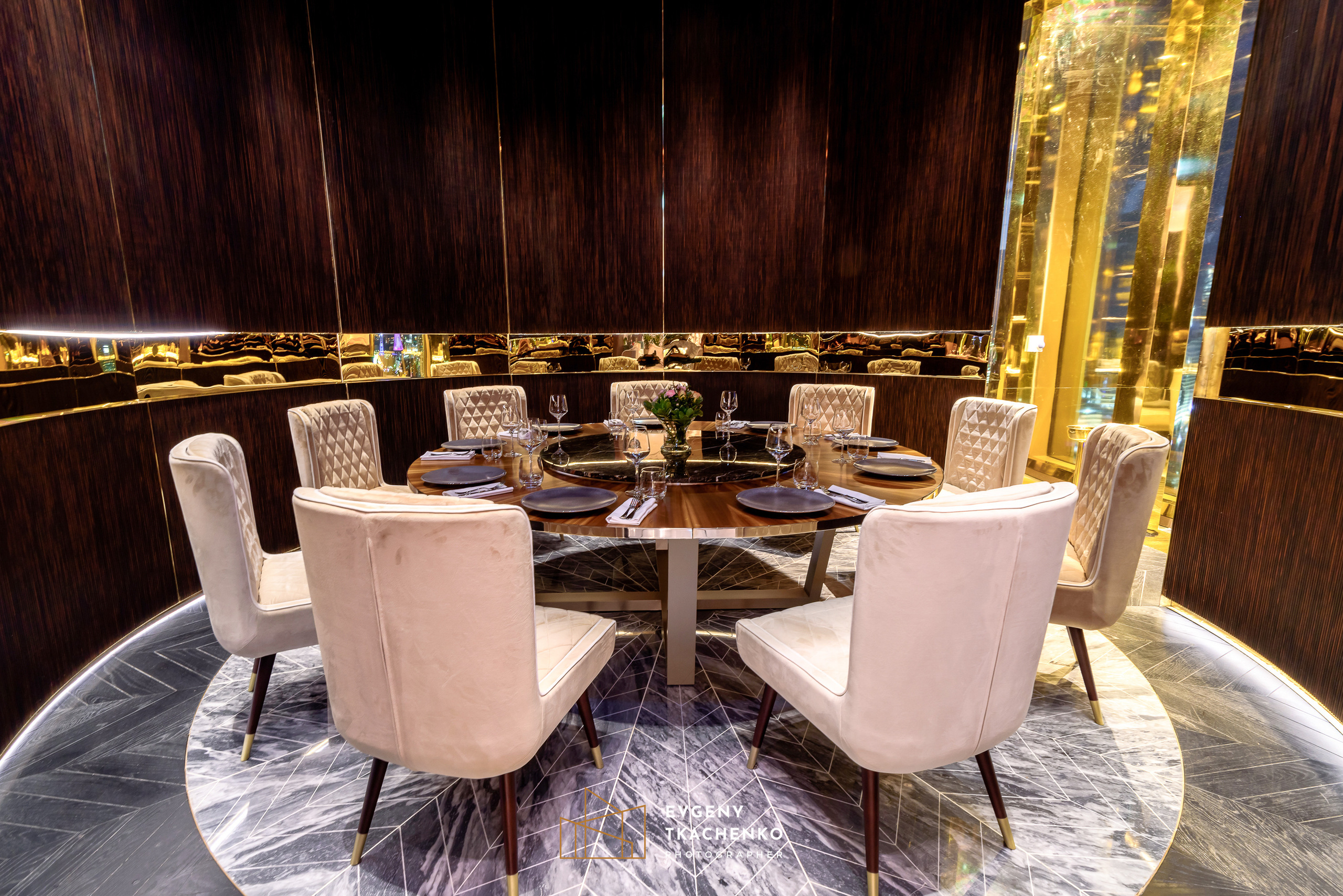 Ресторан «Selfie». Архитектурный и интерьерный фотограф в Казахстане