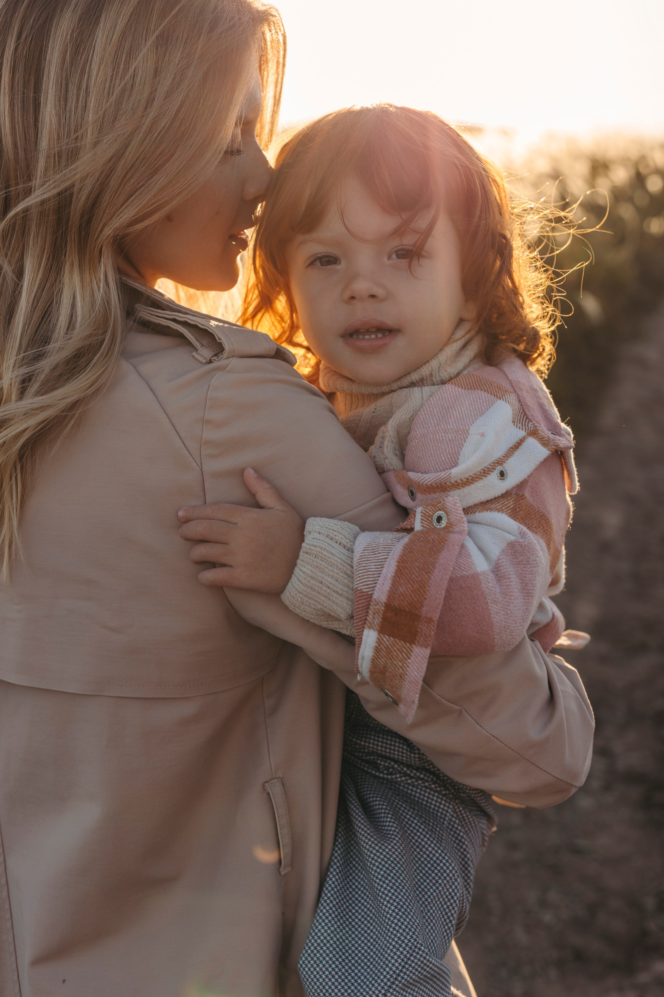 Семейная фотосессия в колосьях. Главная