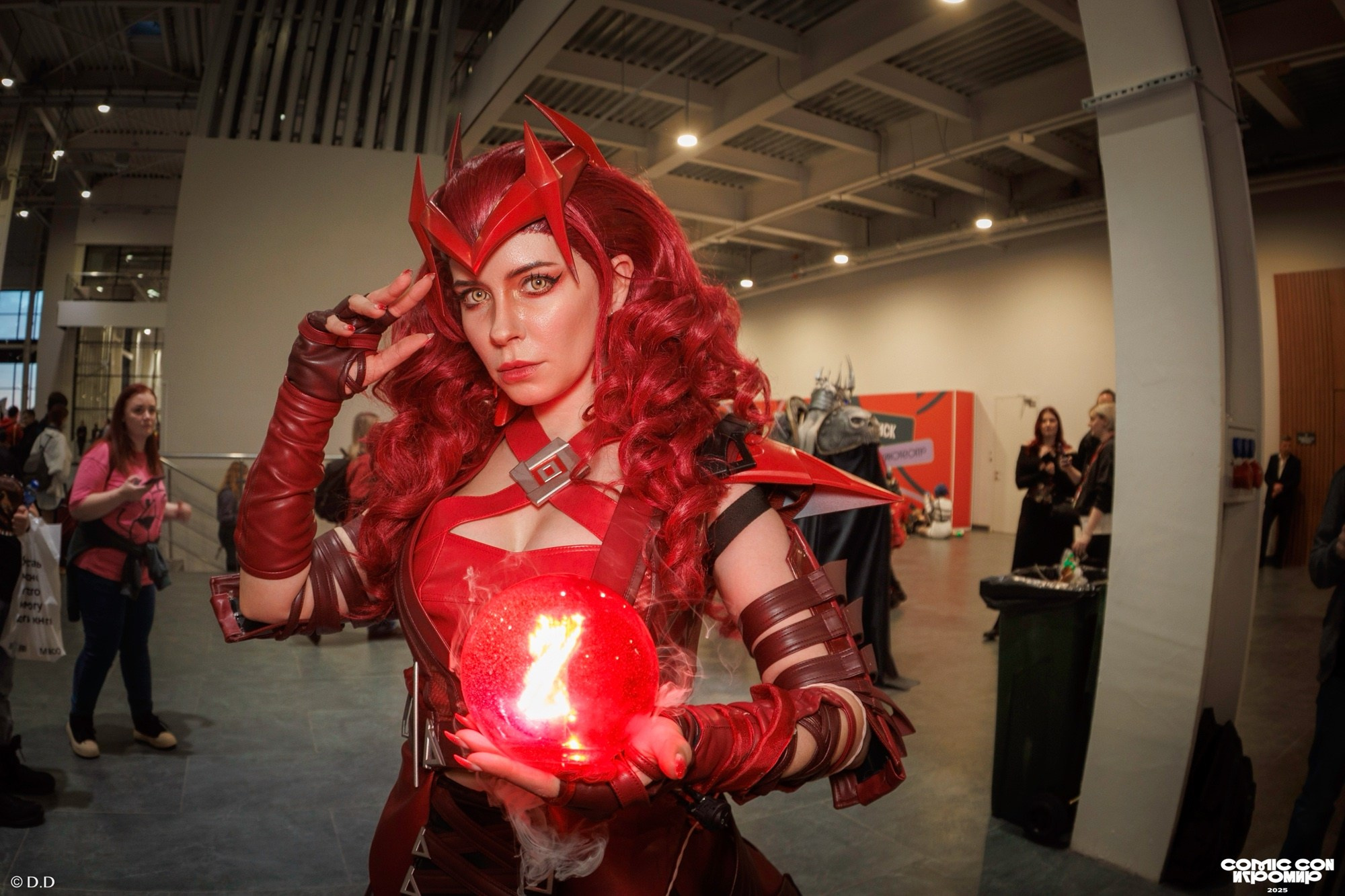 Comic Con Игромир 2025. Различные мероприятия и просто фотографии людей