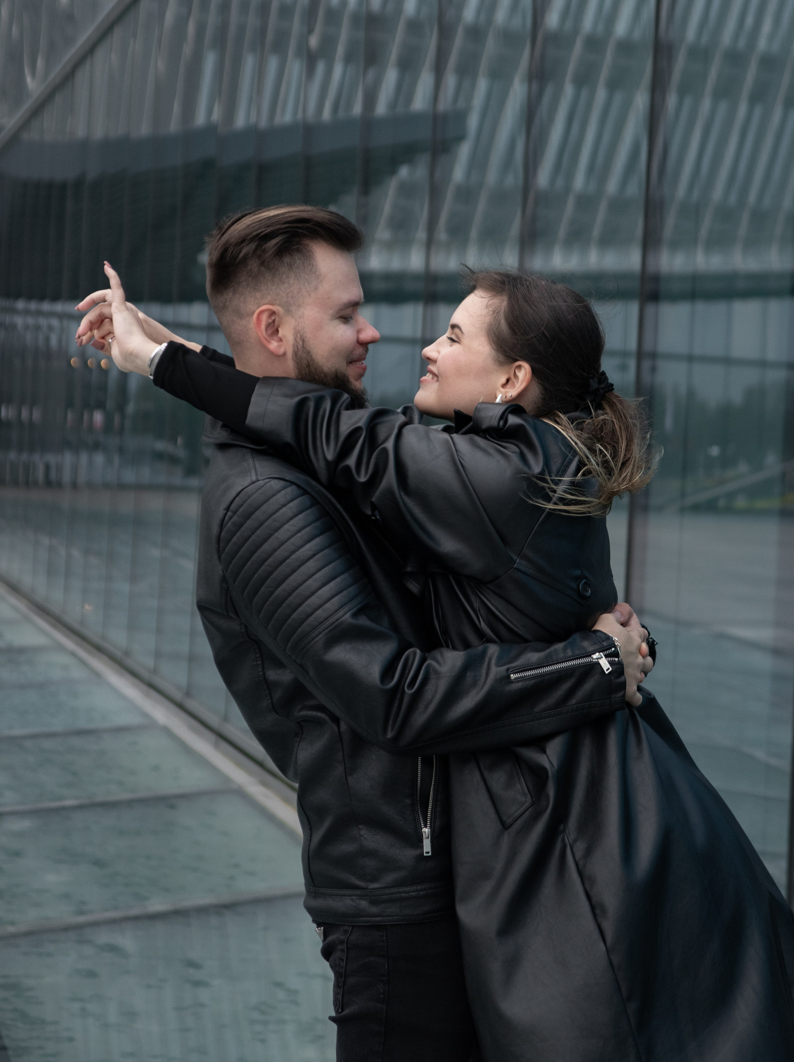 Love story у Лахты — фотопрогулка для двоих. Портретный фотограф в Санкт-Петербурге Савельева Ольга