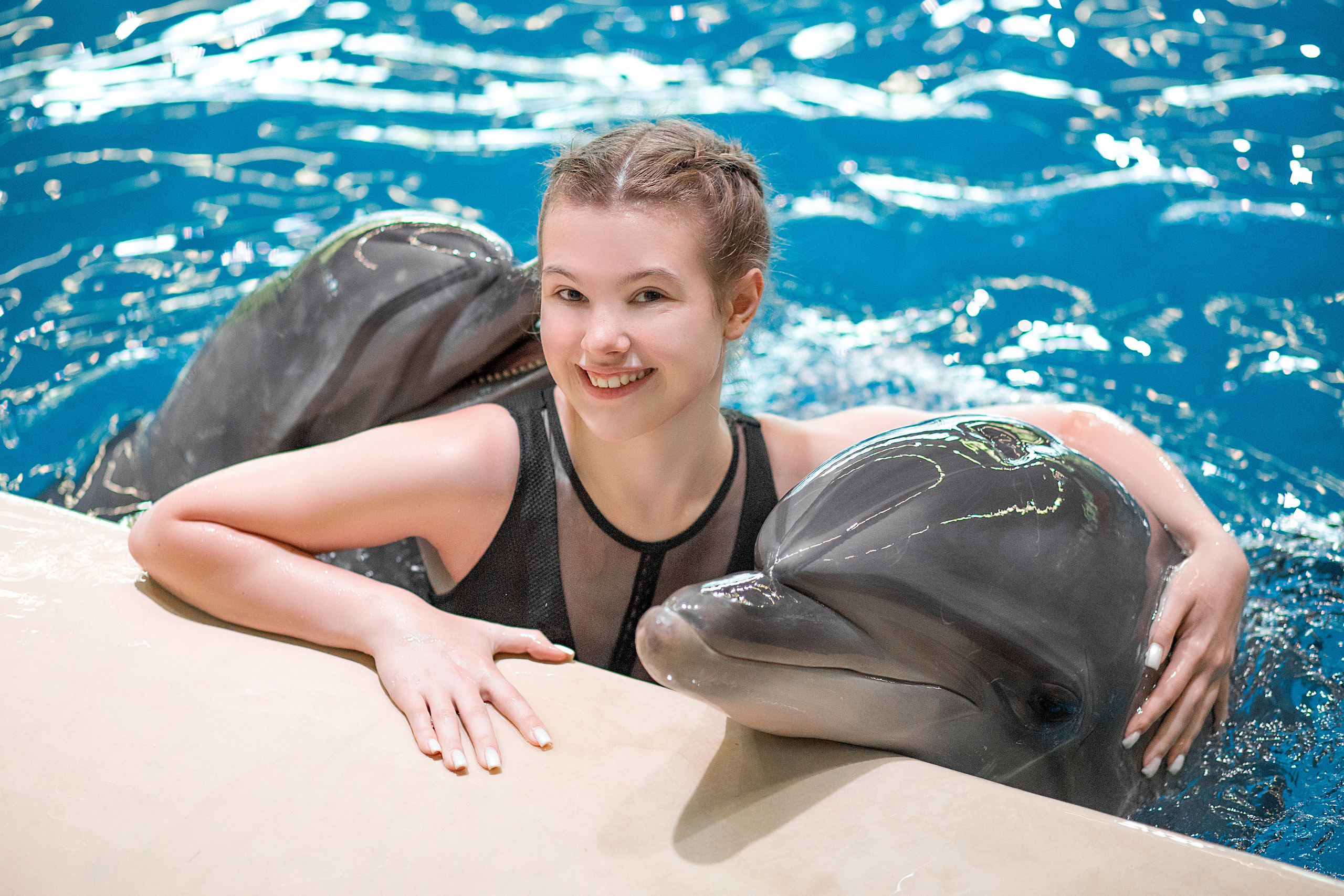 Фотосессия Сони с дельфинами. Фотосессия с лошадьми в Нижнем Новгороде
