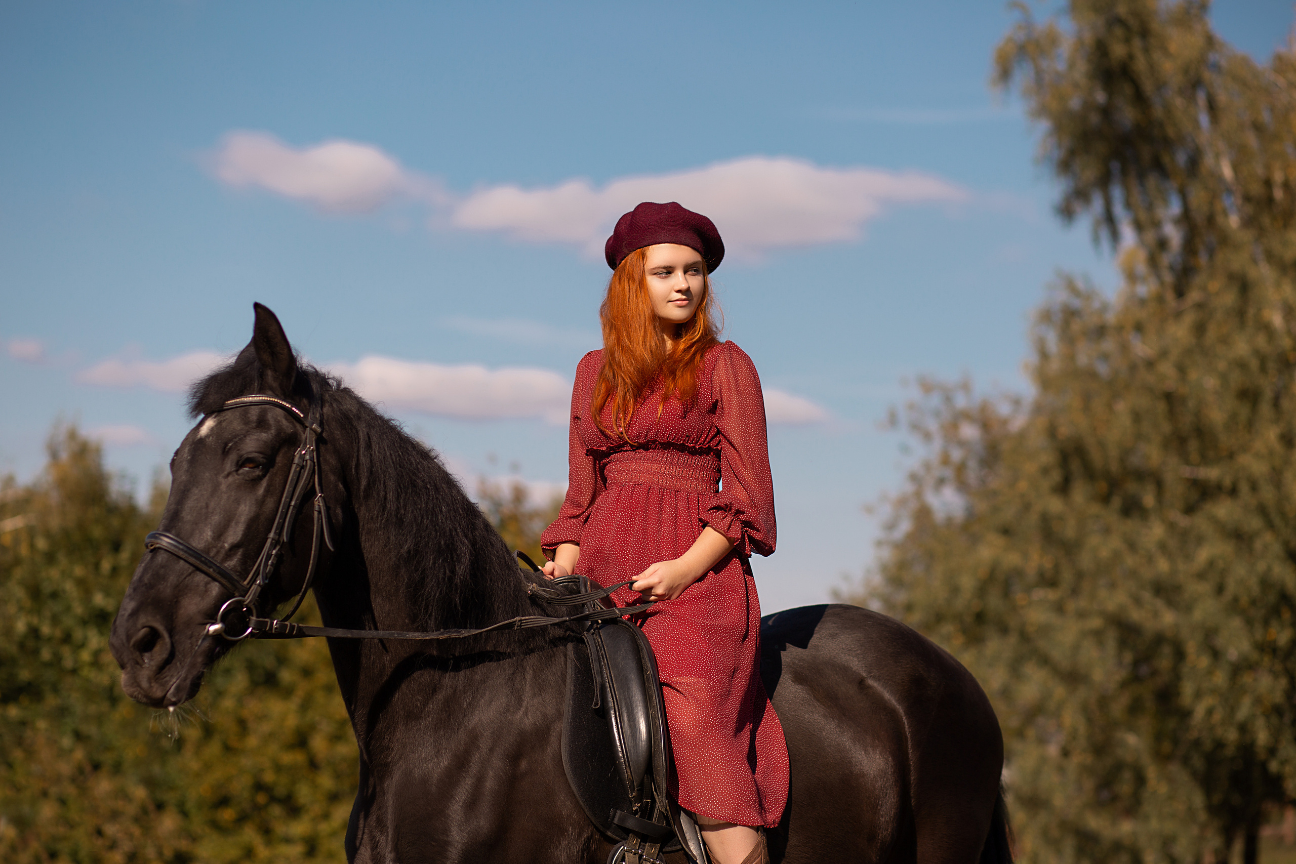Юля и Жасмин. Фотосессия с лошадьми в Нижнем Новгороде