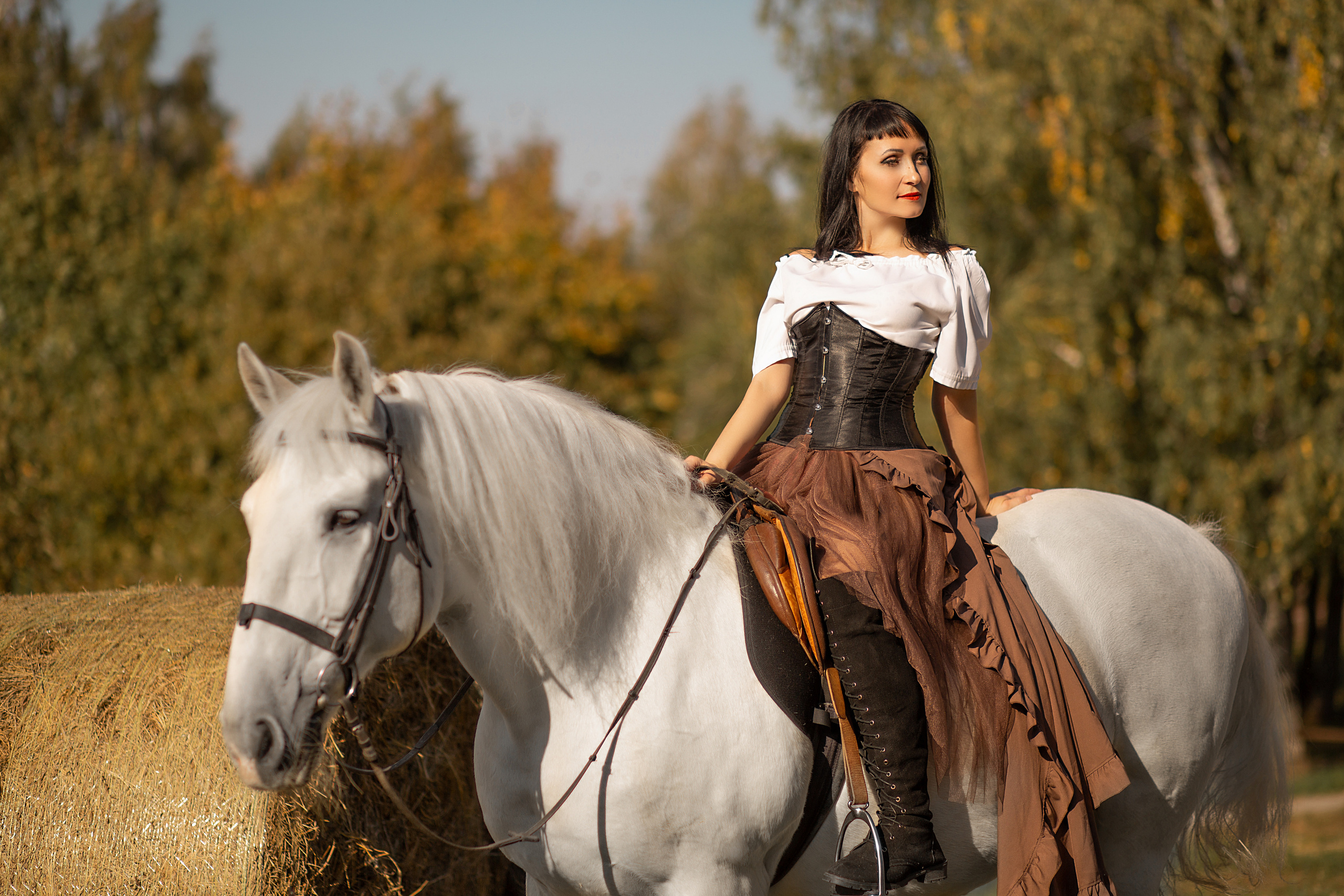Мария и Воробей. Фотосессия с лошадьми в Нижнем Новгороде