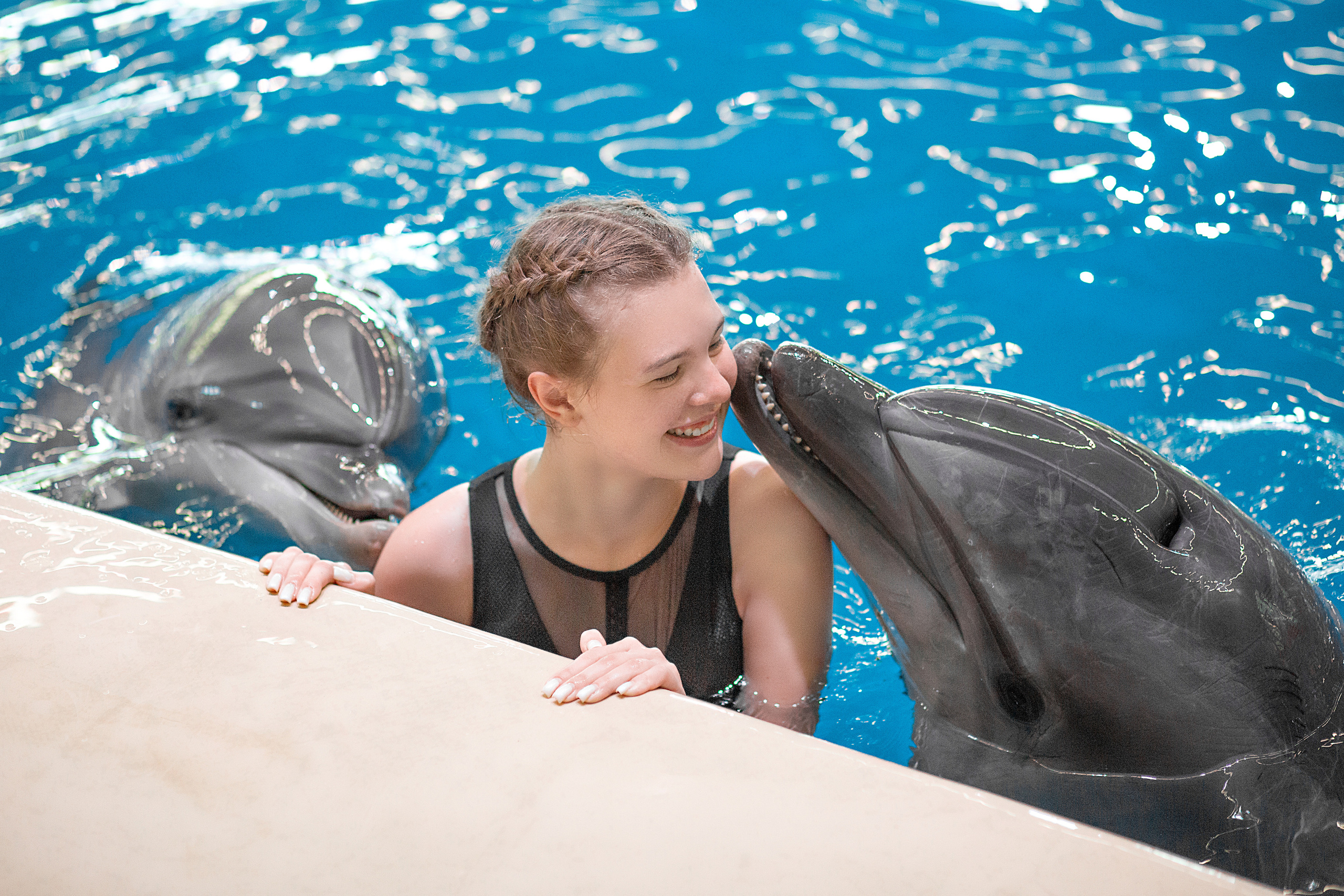 Фотосессия Сони с дельфинами. Фотосессия с лошадьми в Нижнем Новгороде