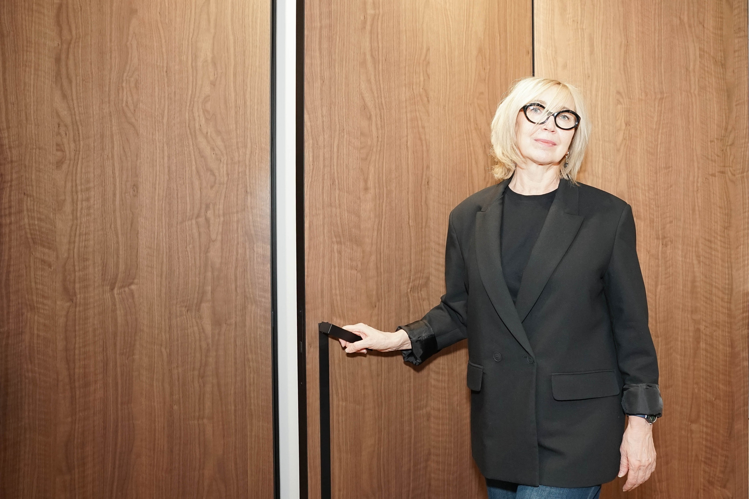 Репортажная съемка в салоне дверей