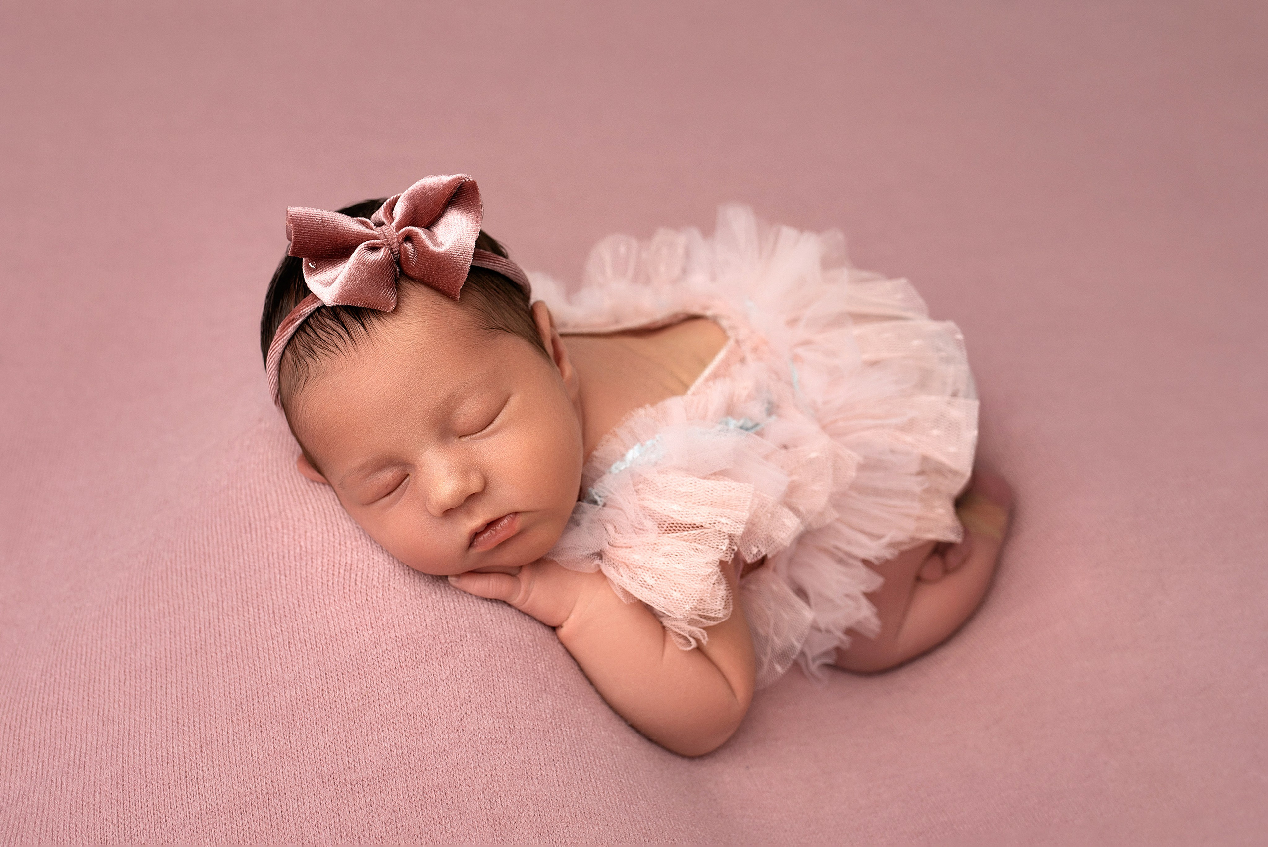 Новорождённые девочки. Детский фотограф новорождённых в Минске Боровик Екатерина