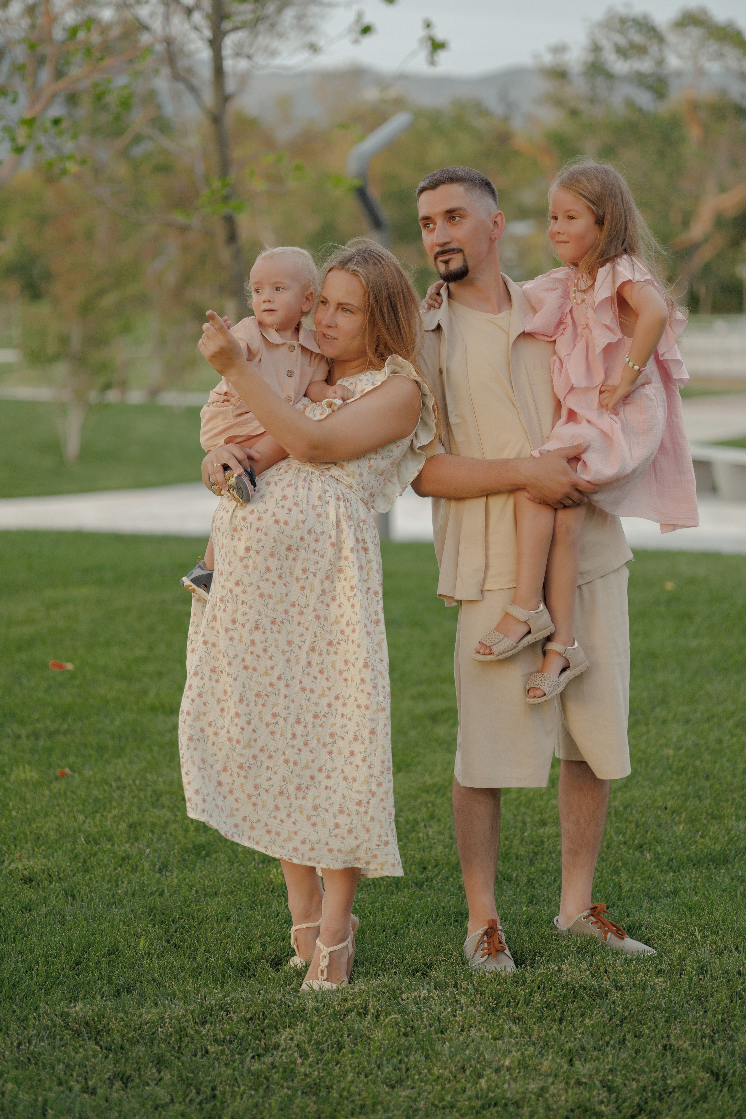 Семейная прогулка в парке Молодежный. Семейный и портретный фотограф в Геленджике Любовь Бодрова