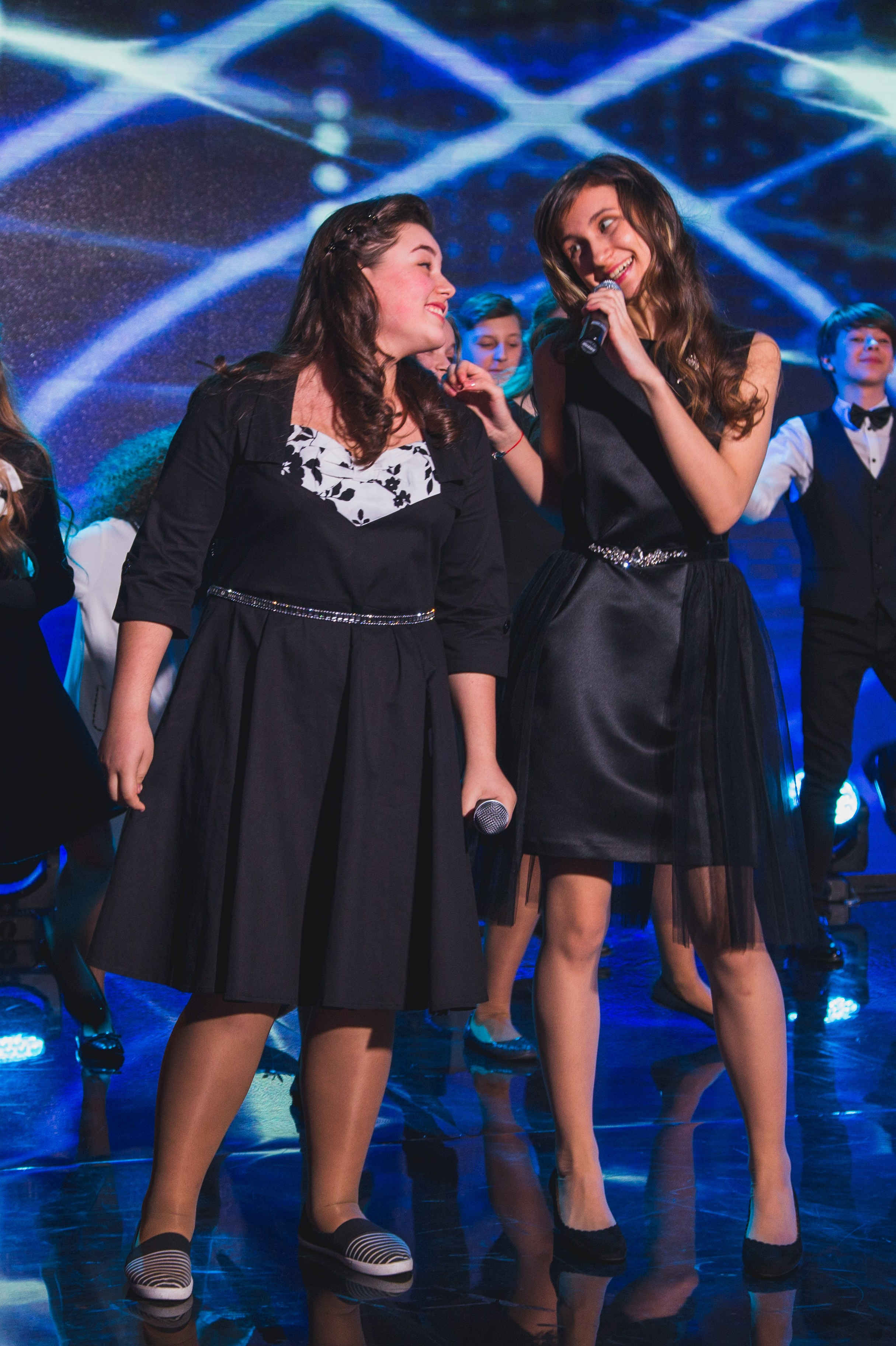 О2ТВ группа СТРАНА. Видеооператор/Фотограф Николай Завьялов