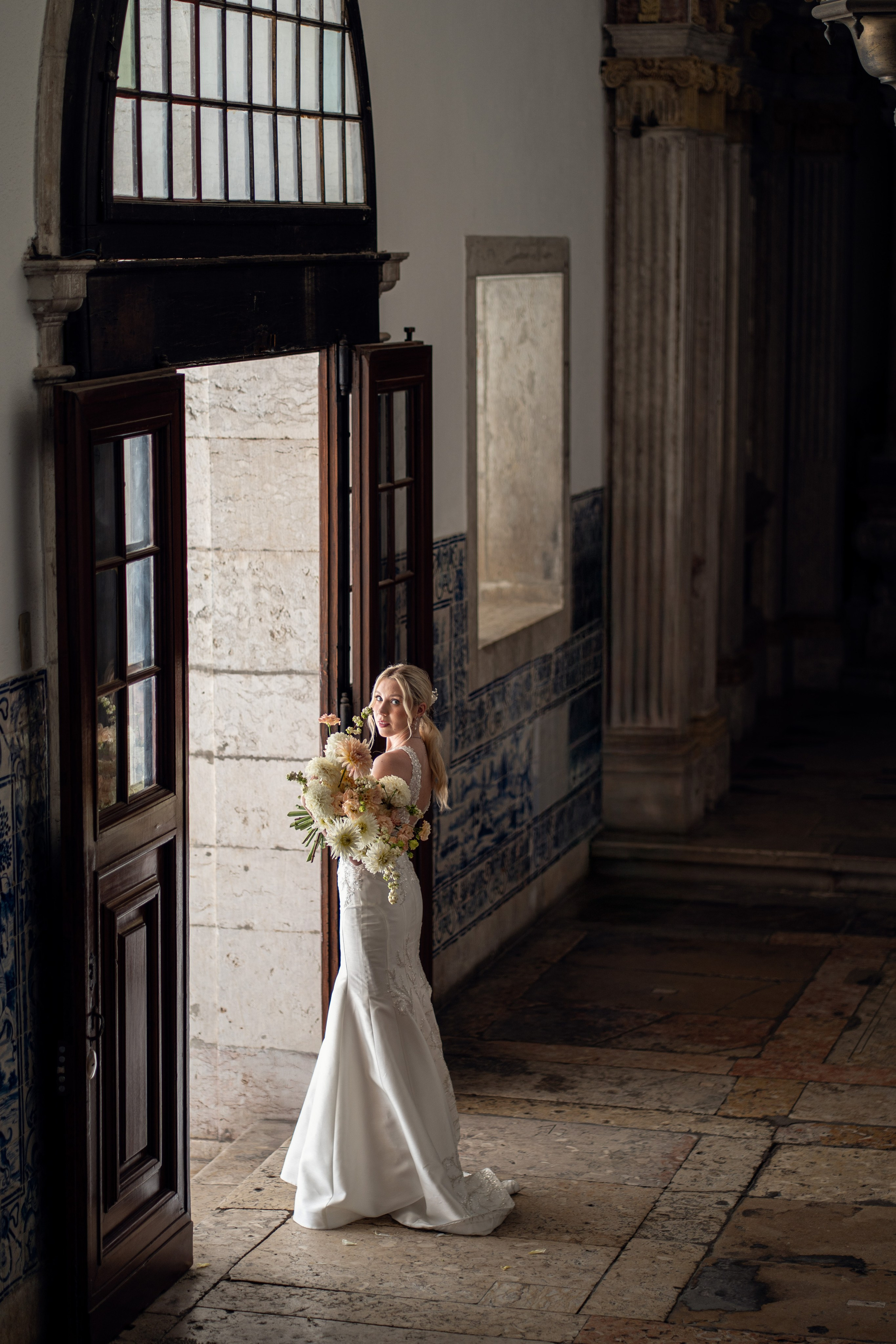 I’m Julia Idamzhapova, a photographer based in Lisbon, creating natural and timeless images