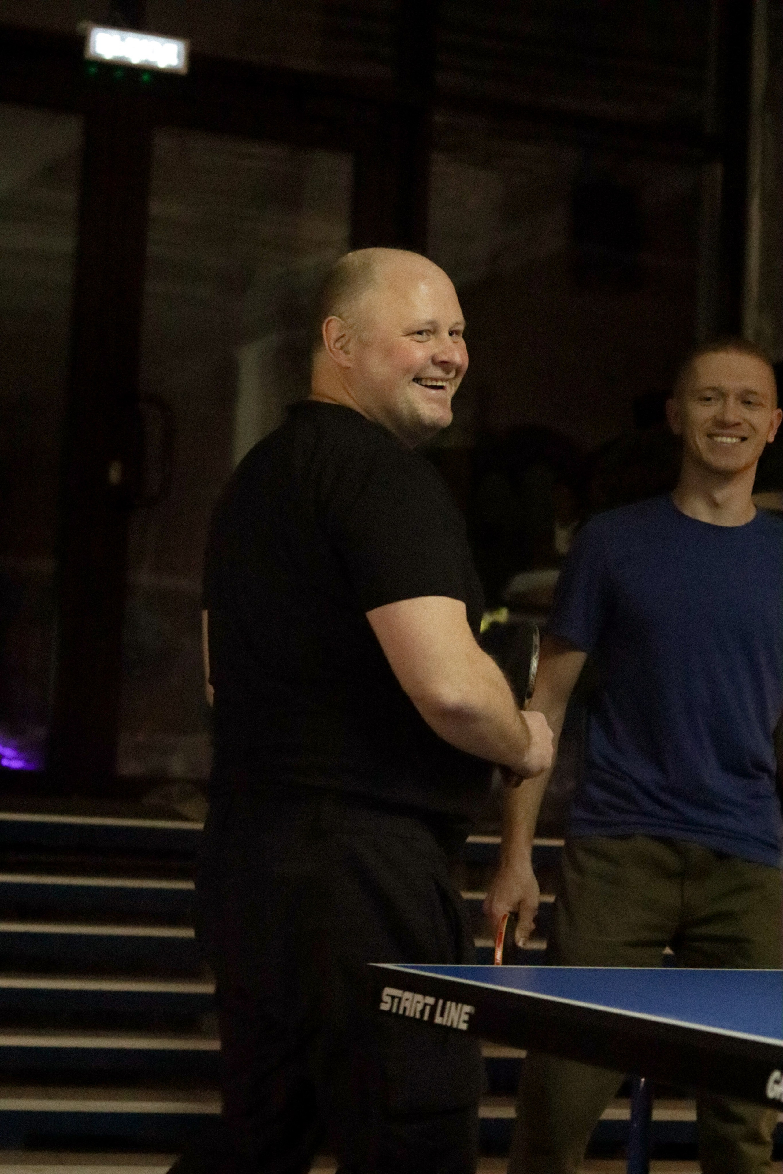 Турнир по настольному теннису бар Хорошо. Boringowl | Коммерческий фотограф в Иркутске Раиса Ботороева