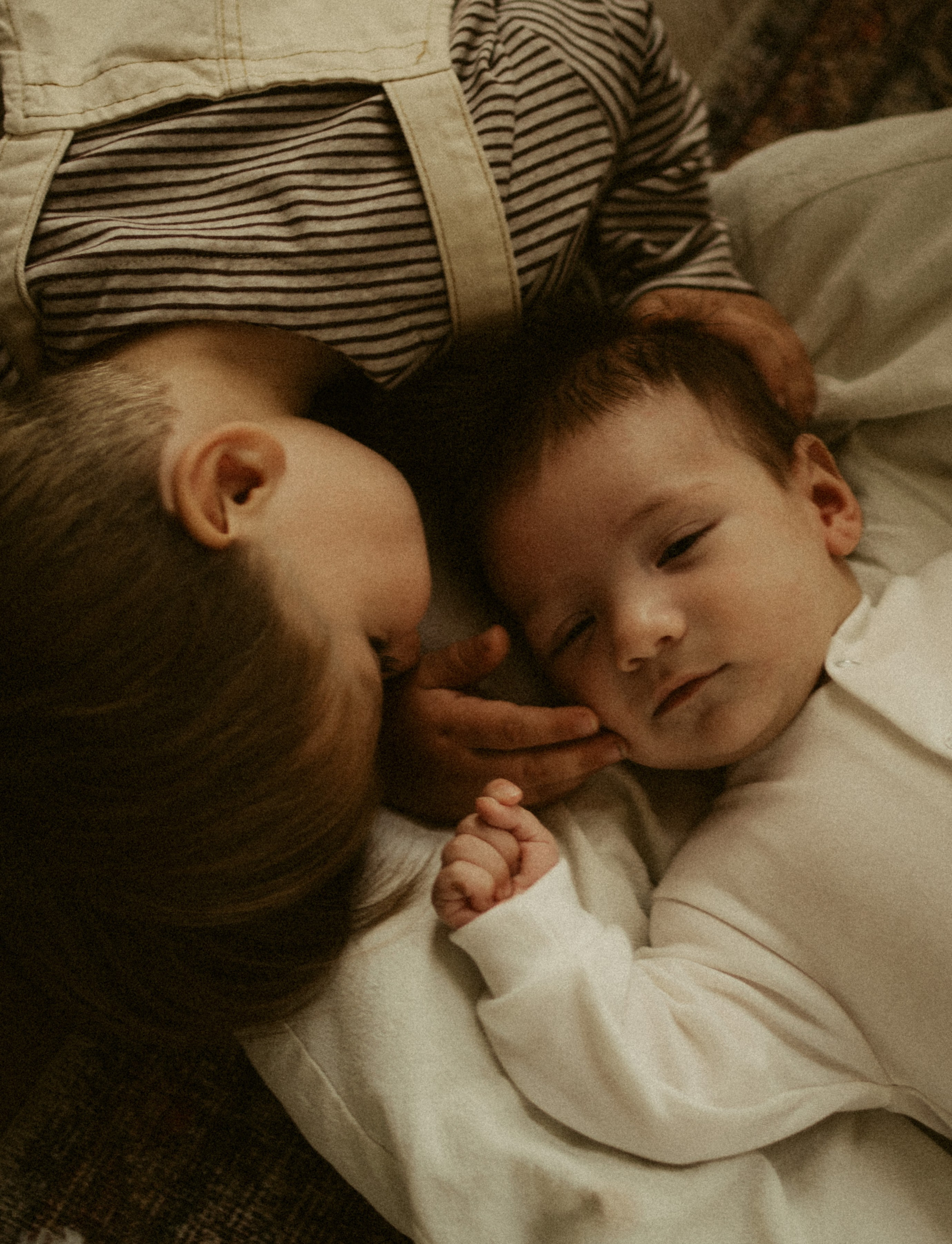 Семейная новогодняя фотосессия дома. Семейный фотограф в Краснодаре