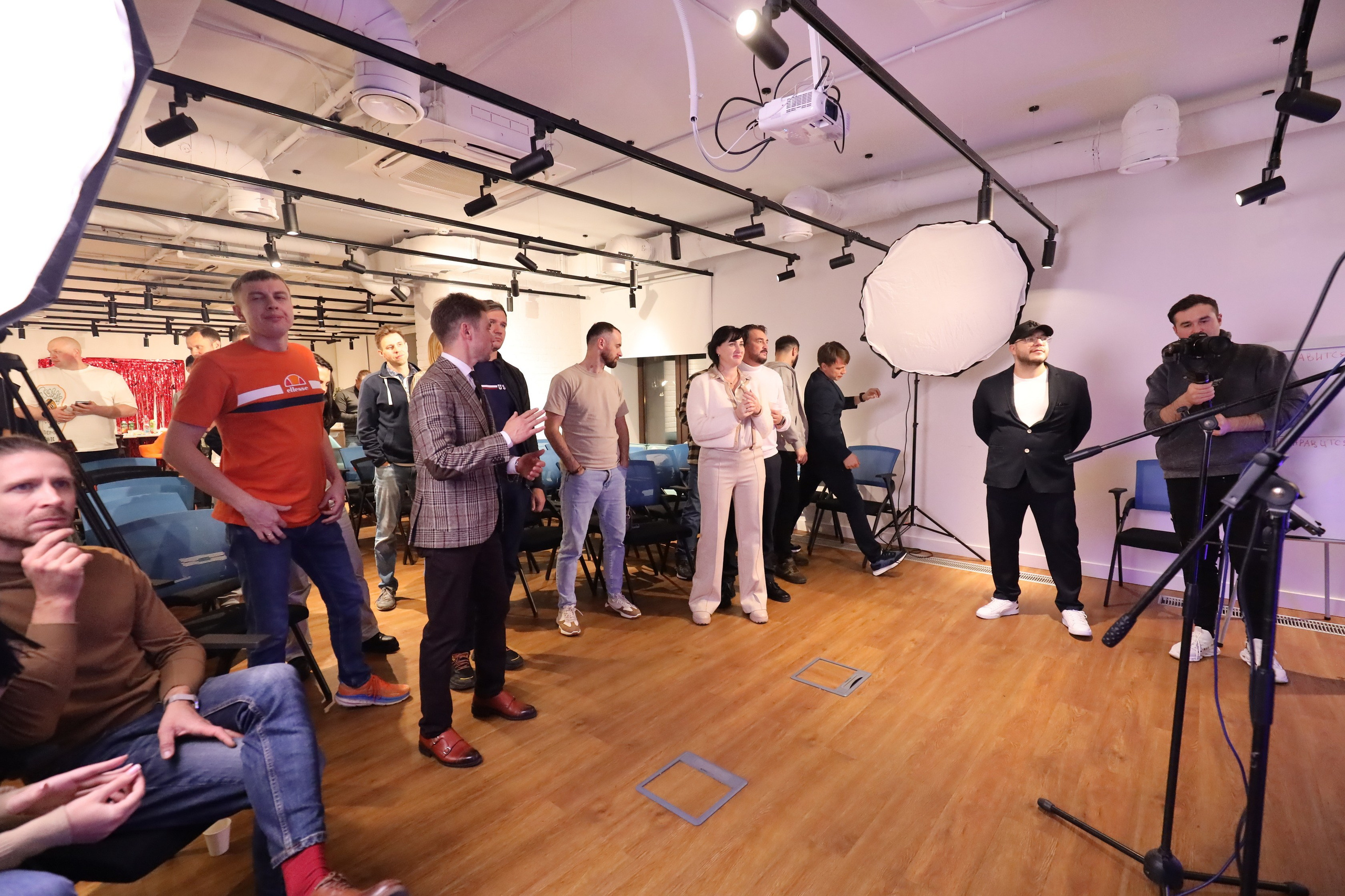 МастерМайнд 1.2. Съемка в студии под ваш запрос, студийные съемки, фотографии архитектурных объектов — Александр Евстигнеев — фотограф Москва