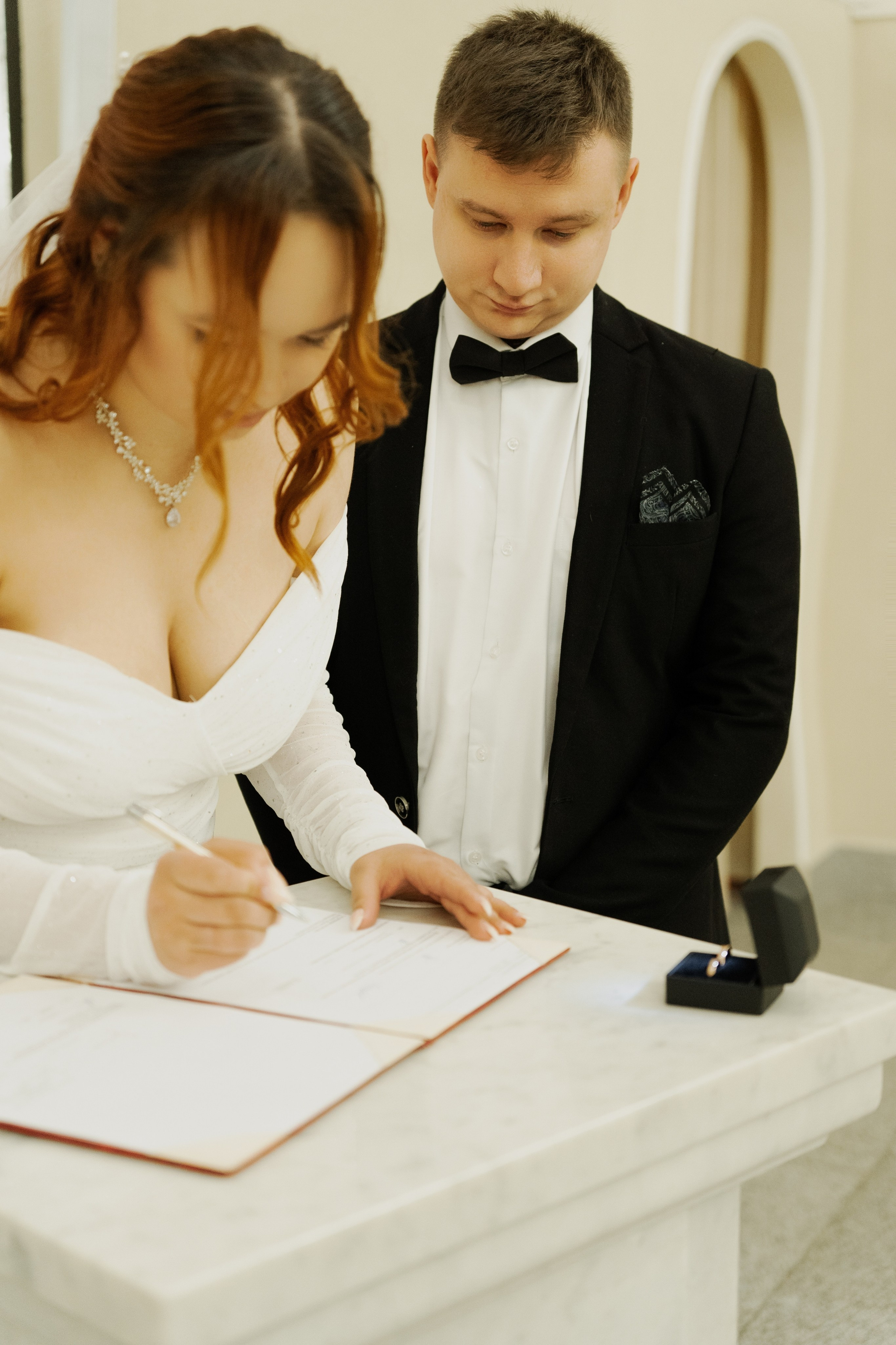 Роспись в загсе