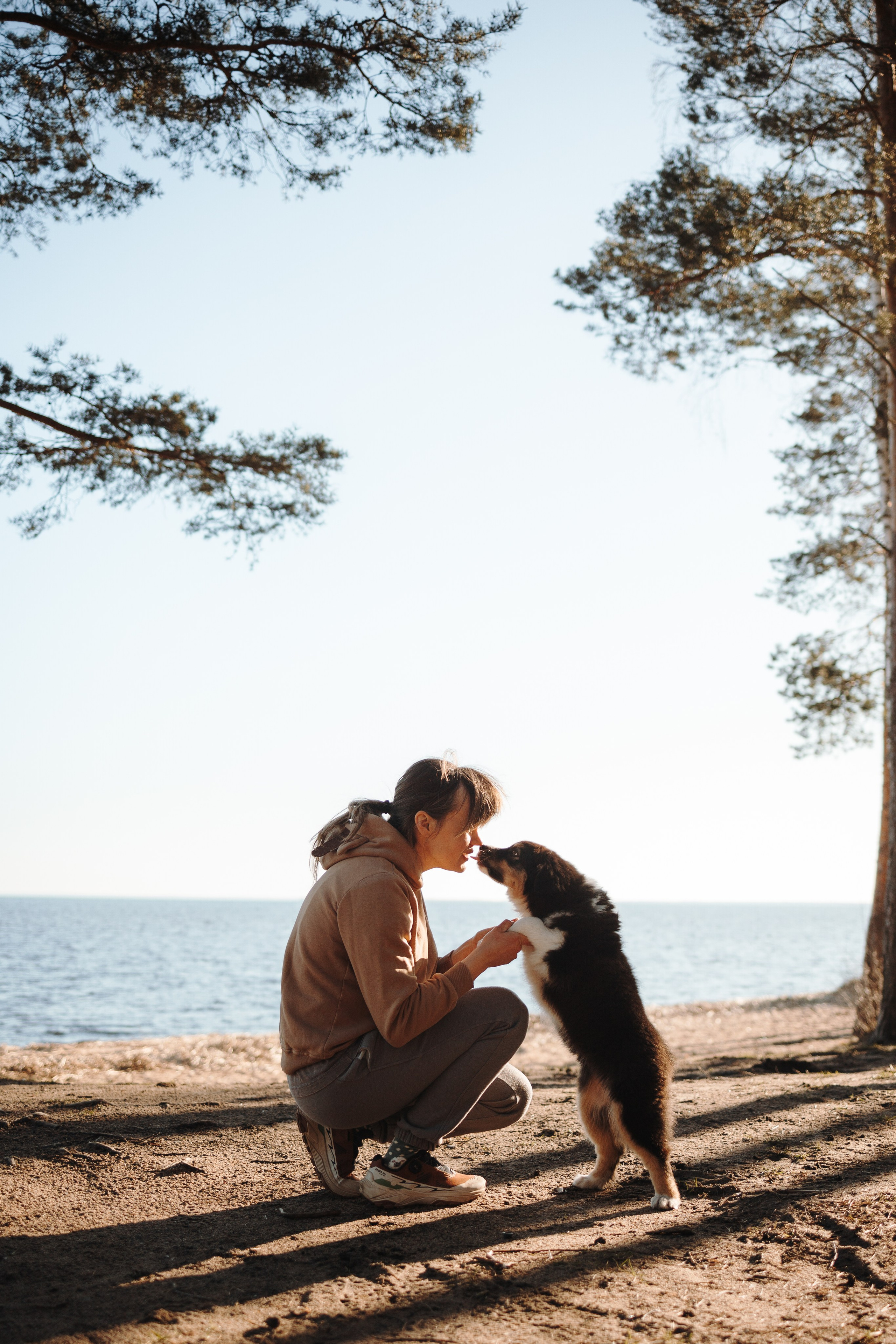 Ира и Шмель. Фотограф — Анималист | Санкт-Петербург