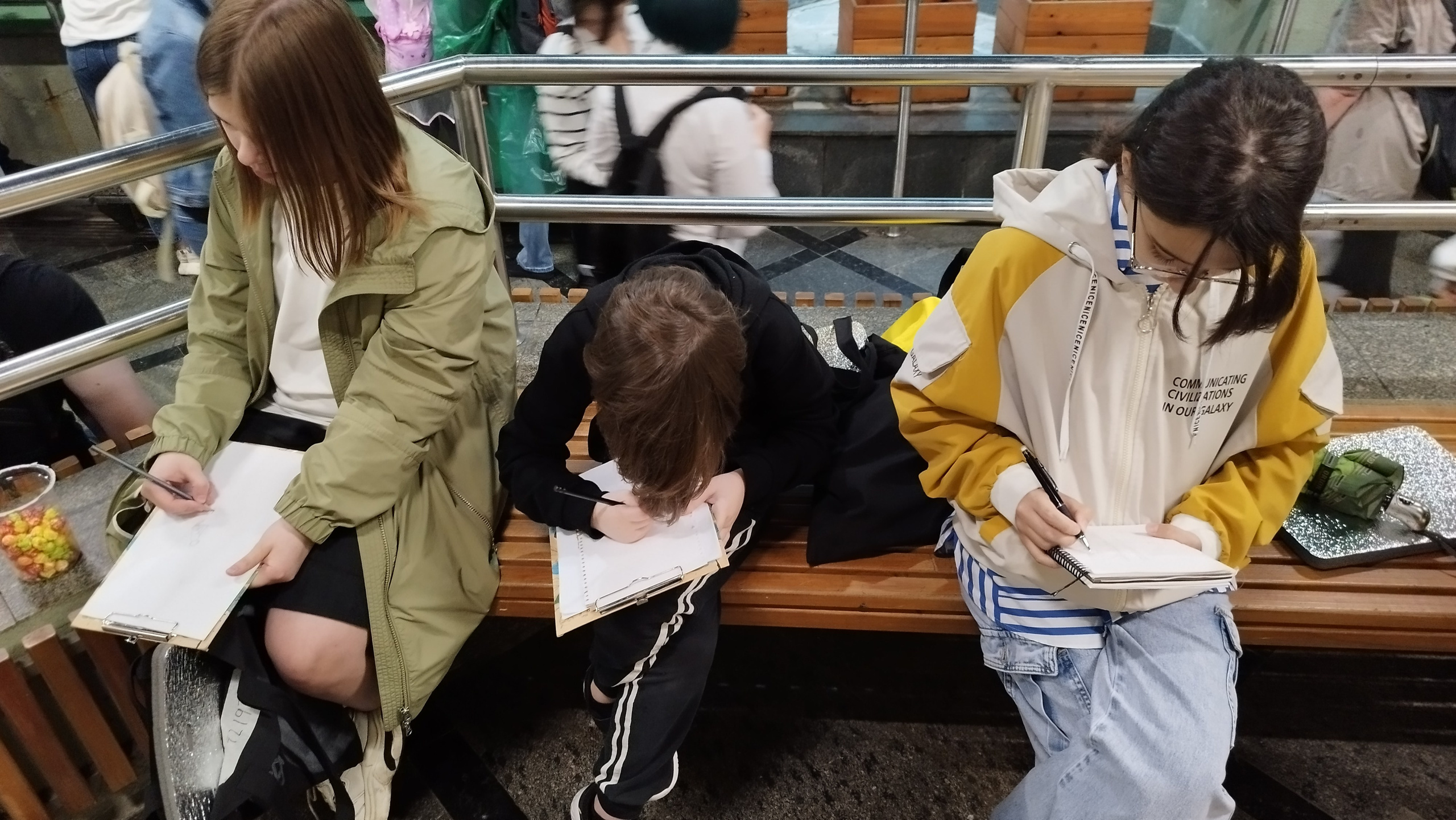 Зарисовки из московского зоопарка для юных художников