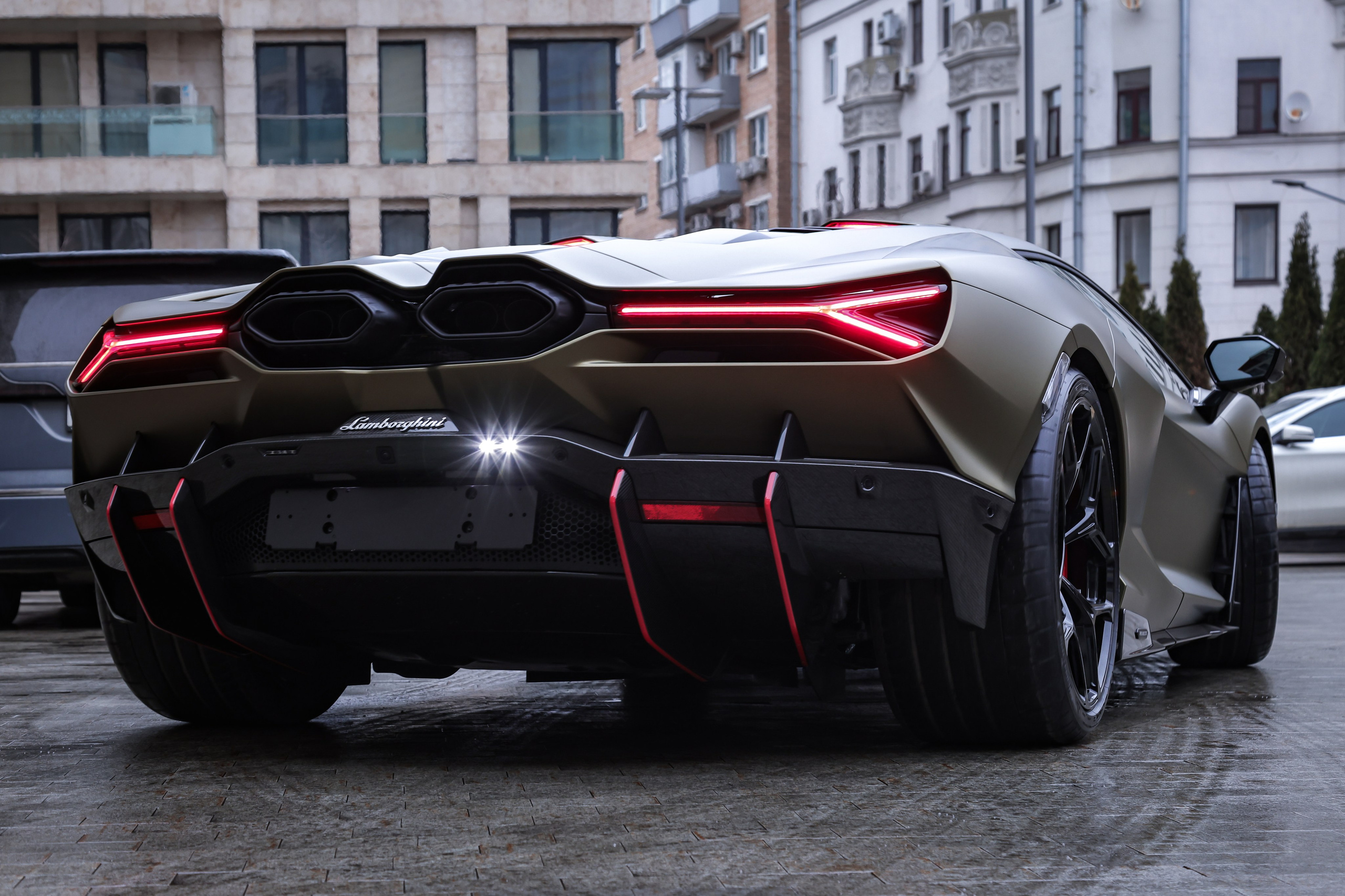 2024 Lamborghini Revuelto 6.5 AMT. Mixturecaptures