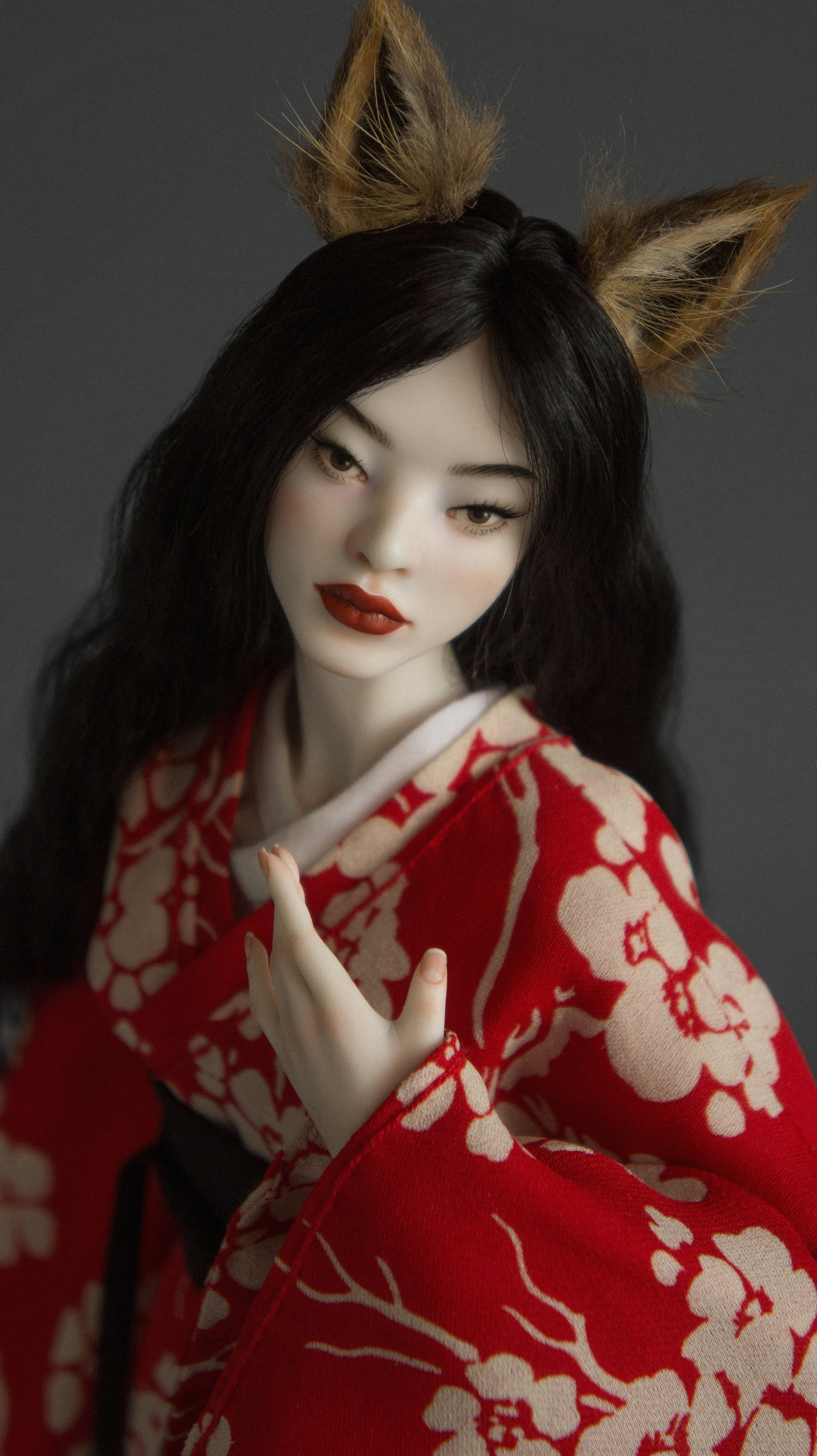 ГАЛЕРЕЯ. Авторские Шарнирные куклы и украшения из фарфора Алексаны Лавринчук