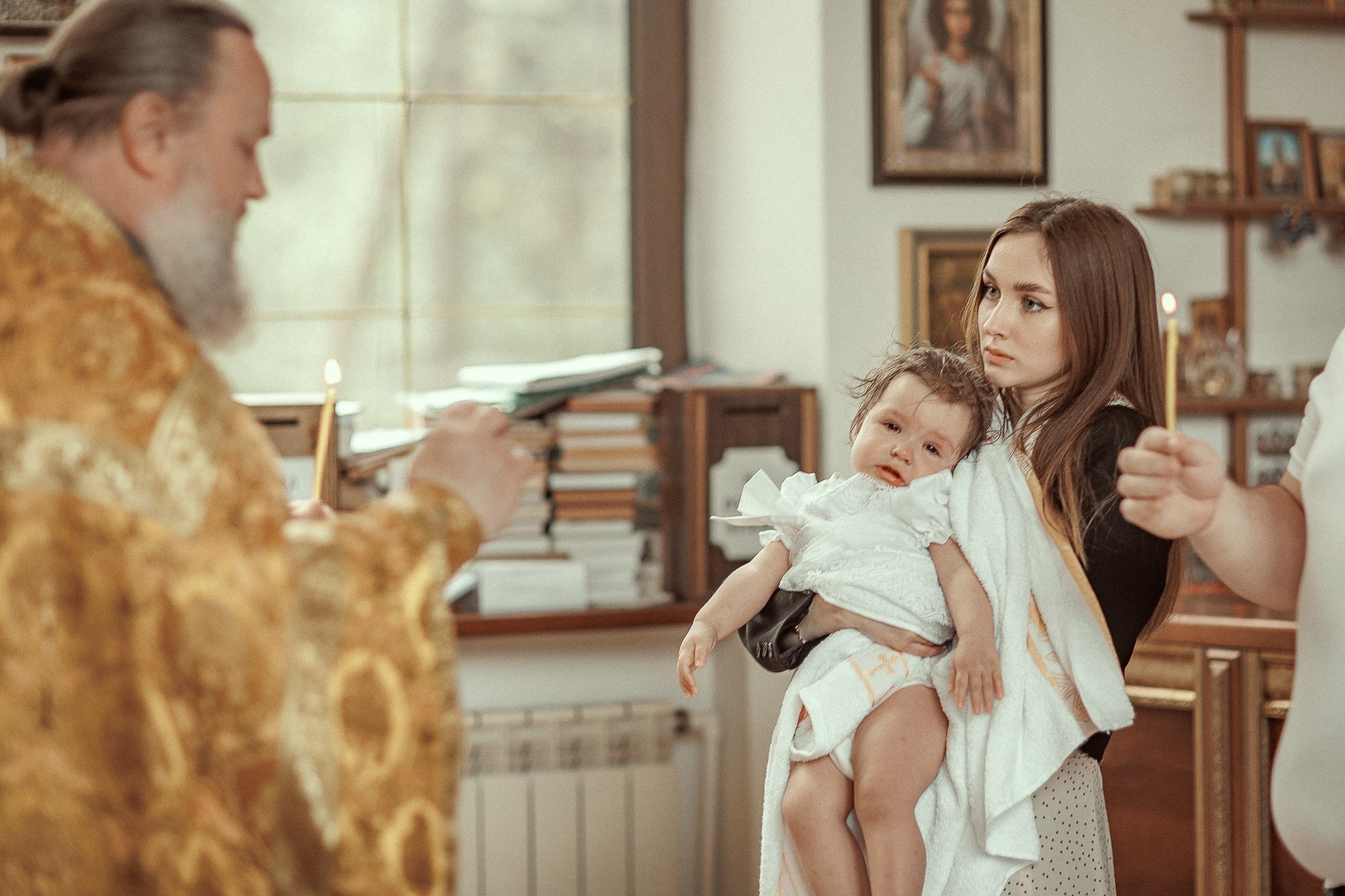 Таинство Крещения Полины. 15.04.2024. Детский семейный фотограф в Абинске