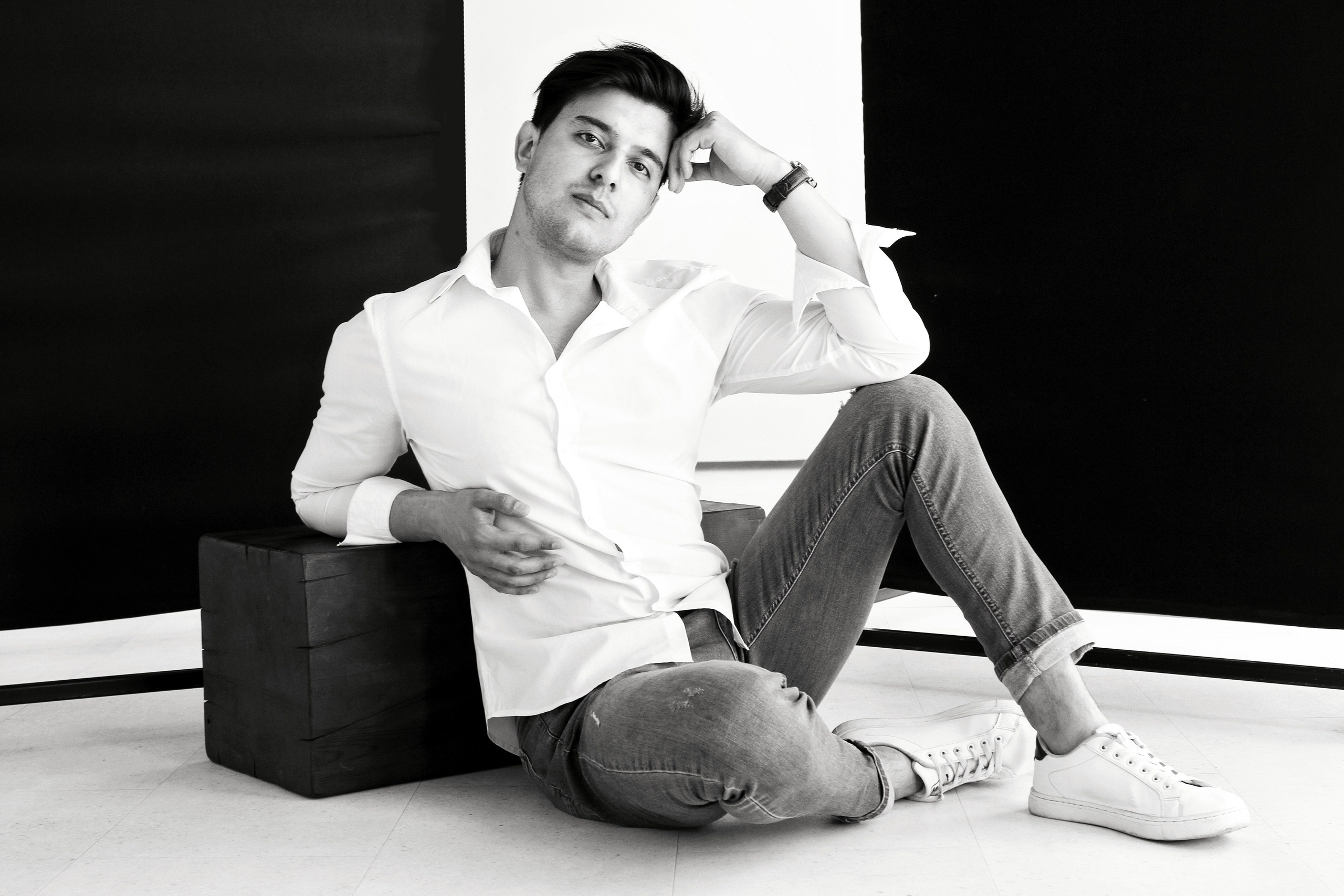 Мужская фотосессия в студии. Фотограф Елена Лебедева. Фотосессии в Омске