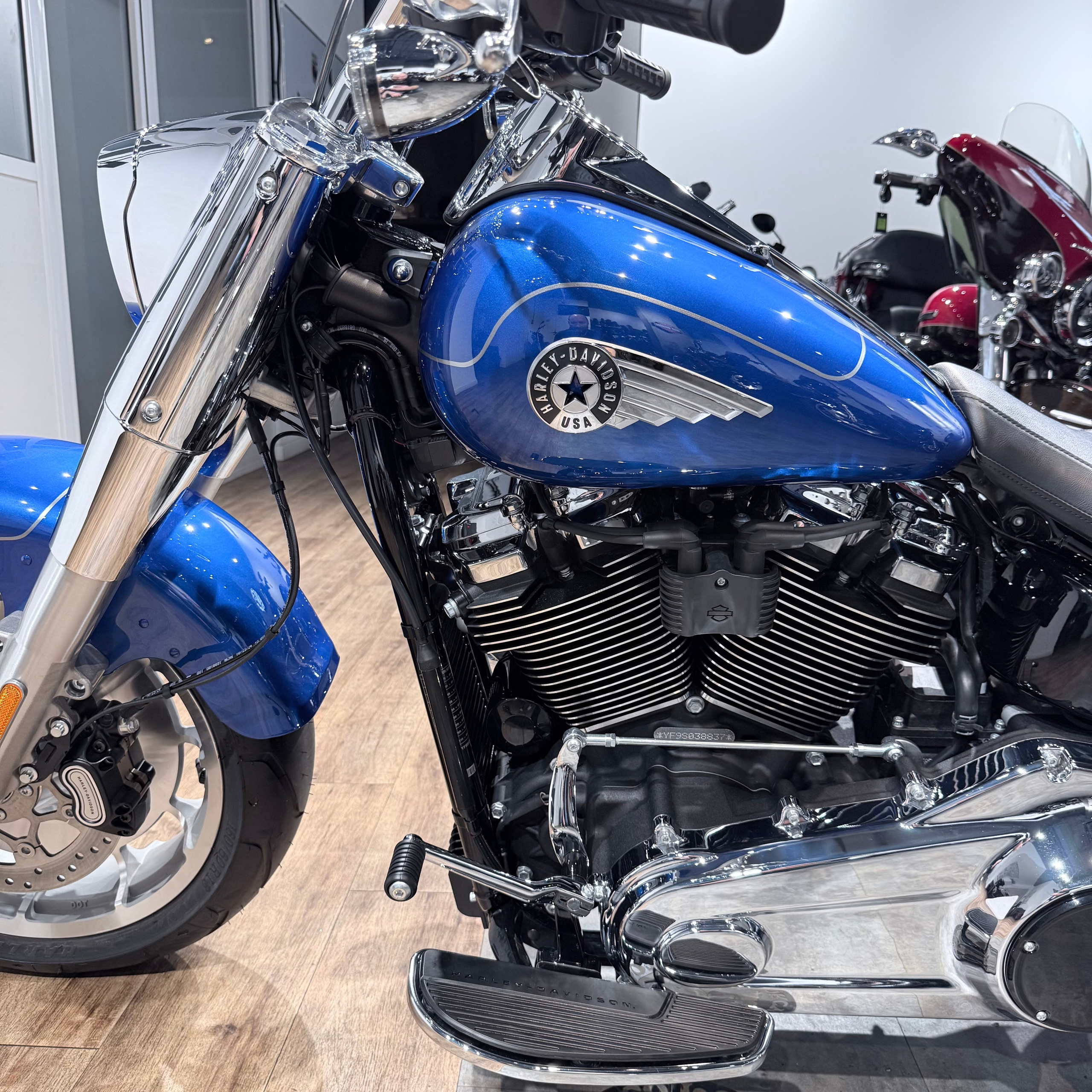 NEW 2026 Fat Boy 117 Вluе Вurst. Hello Davidson, Москва. Только хорошие мотоциклы…